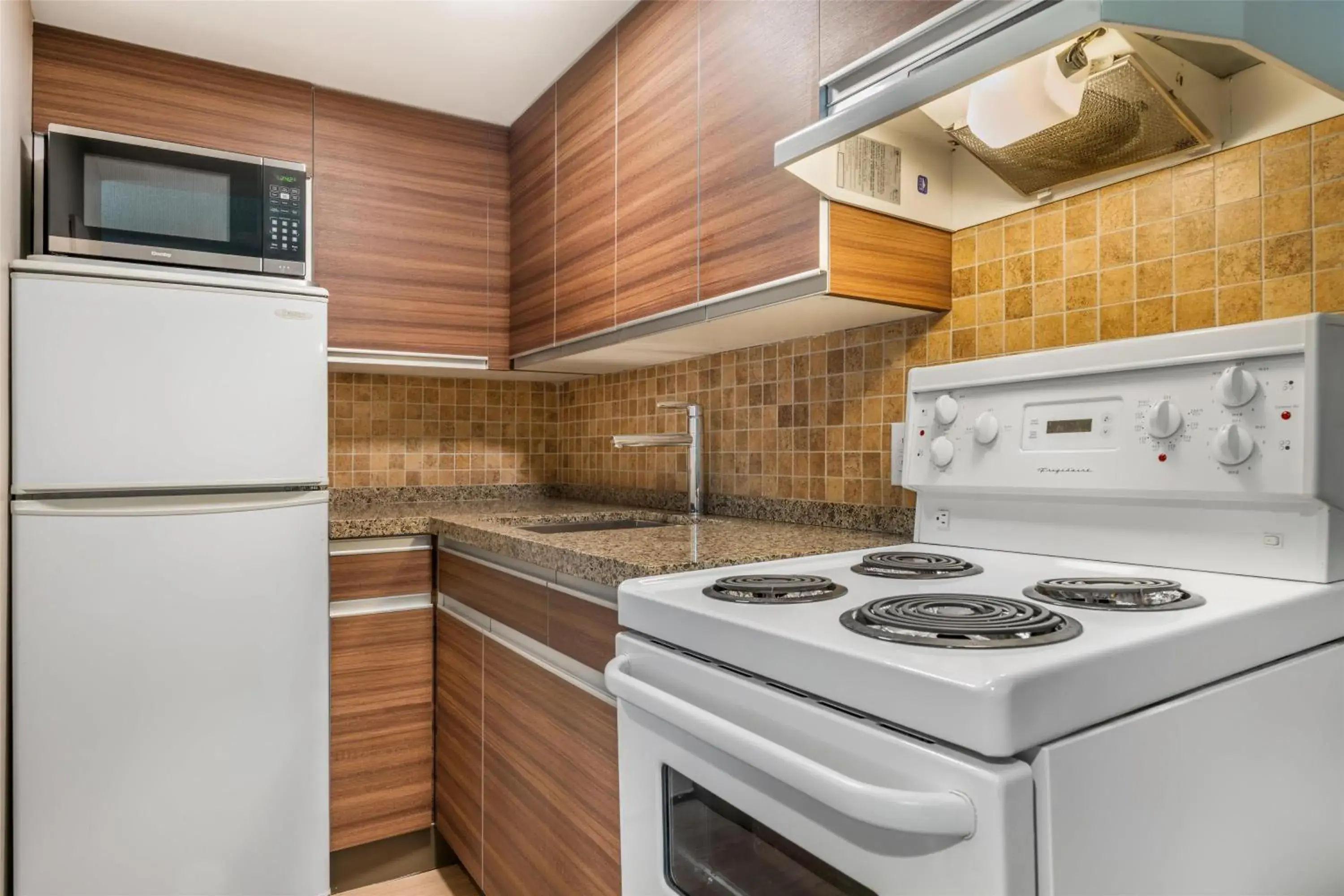 Best Western PLUS Burnaby Hotel Best Western PLUS Burnaby Hotel