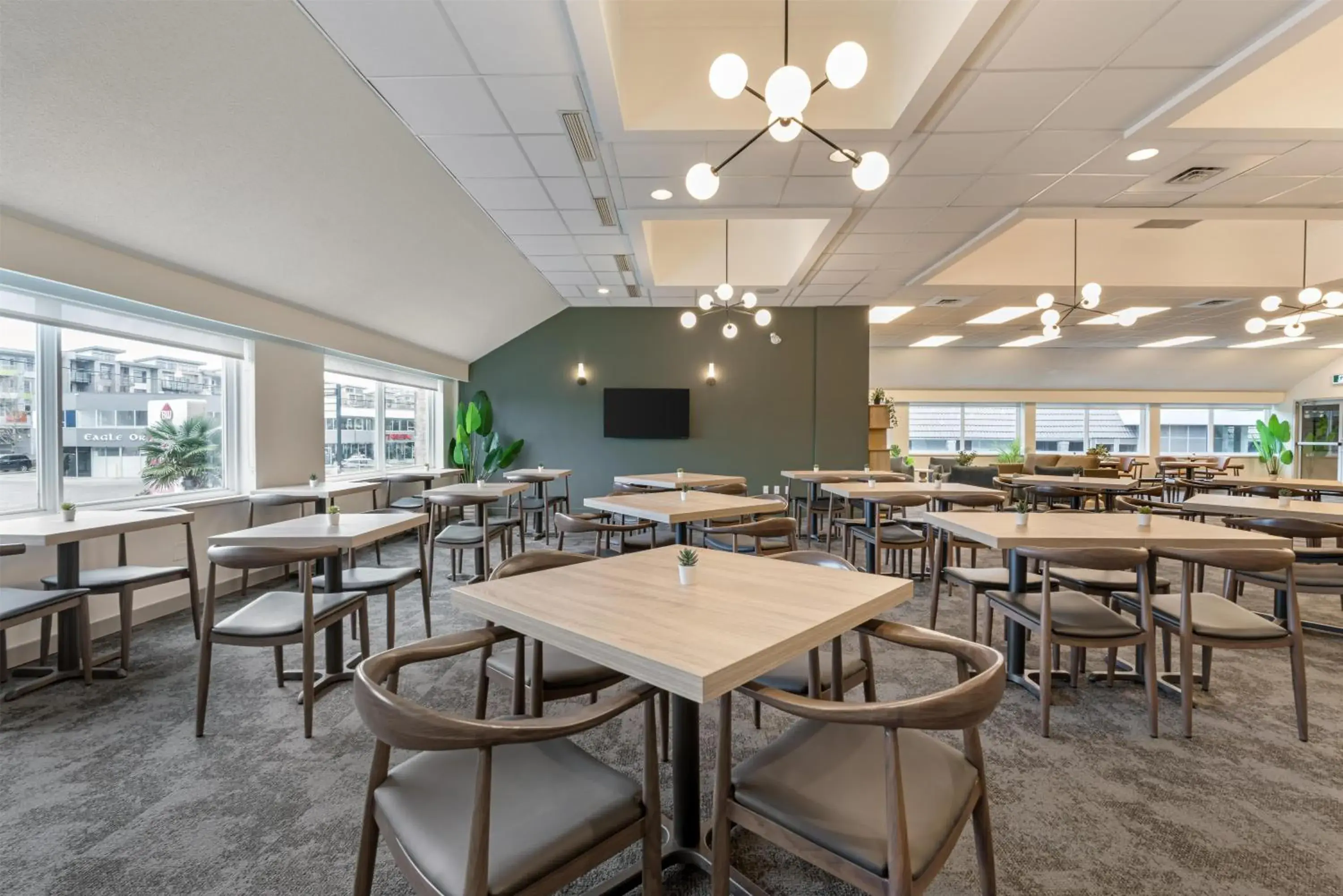 Breakfast in Best Western PLUS Burnaby Hotel Breakfast in Best Western PLUS Burnaby Hotel