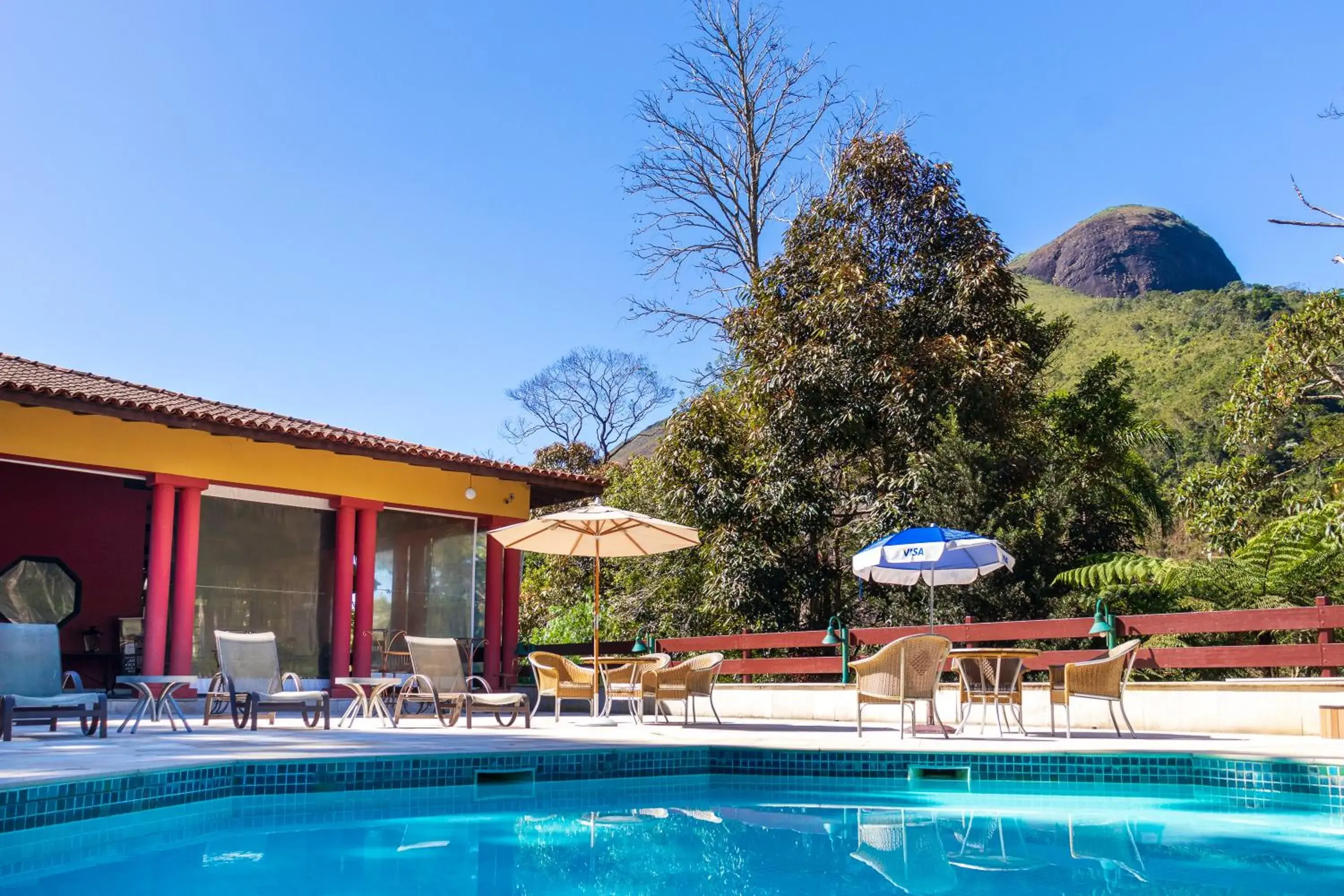 Property building in Bomtempo II Chales by Castelo Itaipava Property building in Bomtempo II Chales by Castelo Itaipava