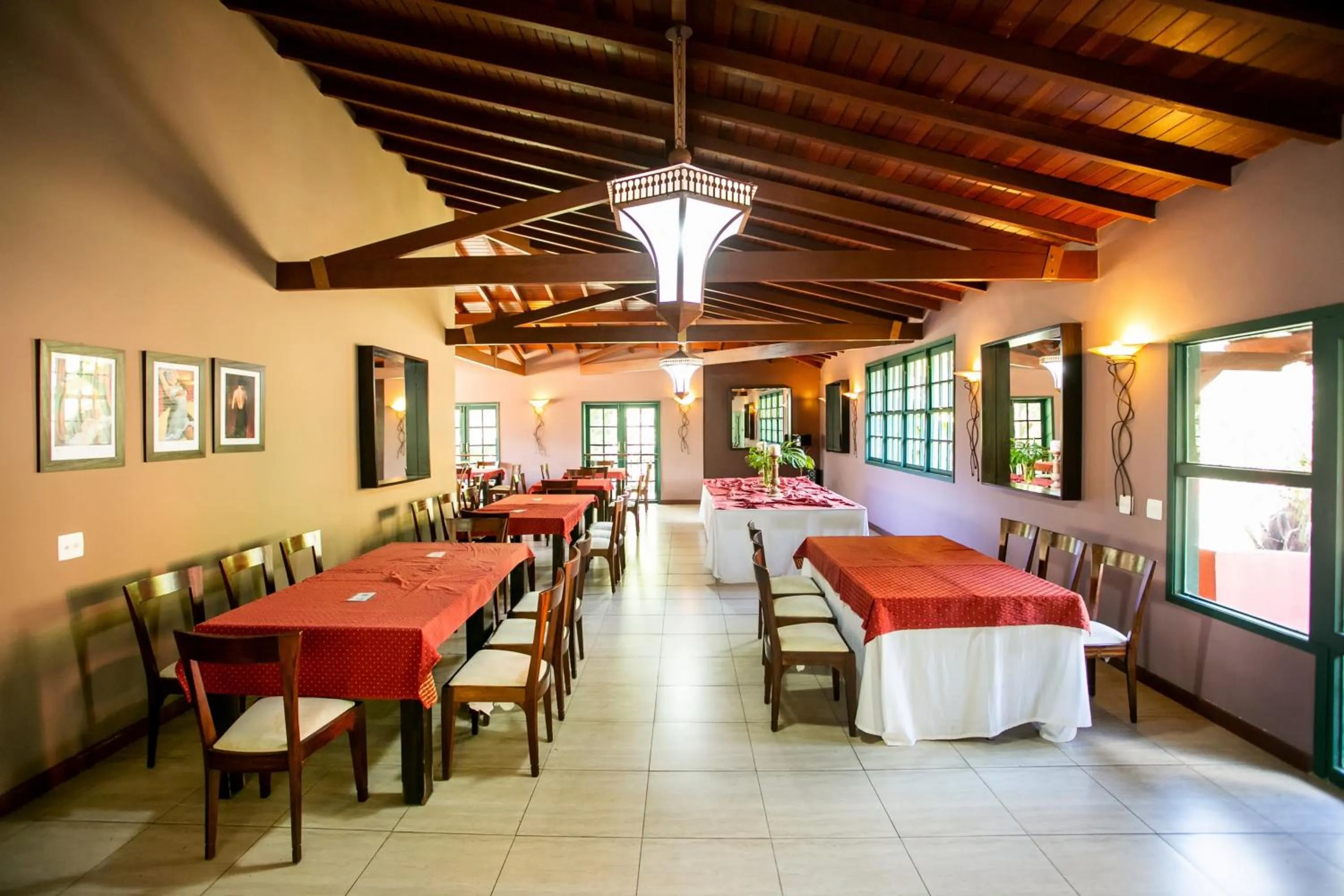 Restaurant/places to eat in Bomtempo II Chales by Castelo Itaipava