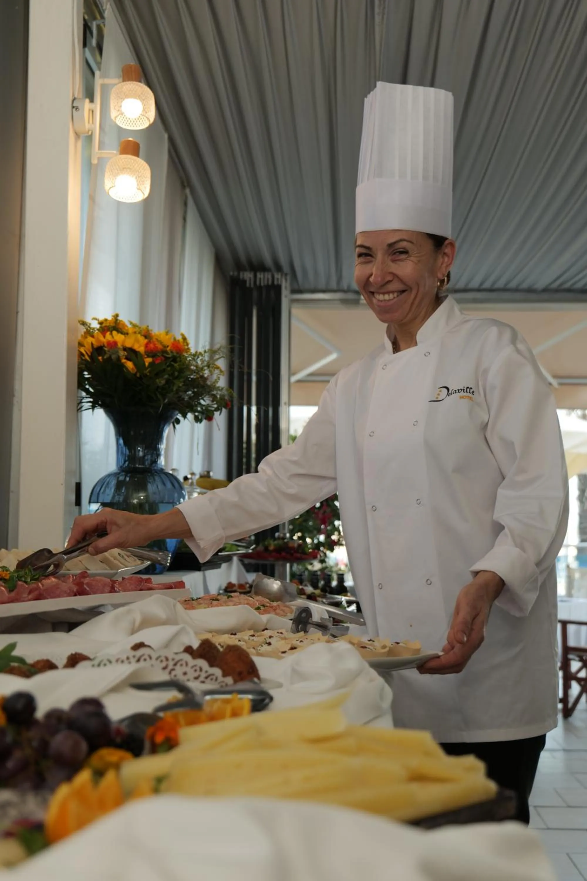 Restaurant/places to eat in Hotel Delaville Frontemare