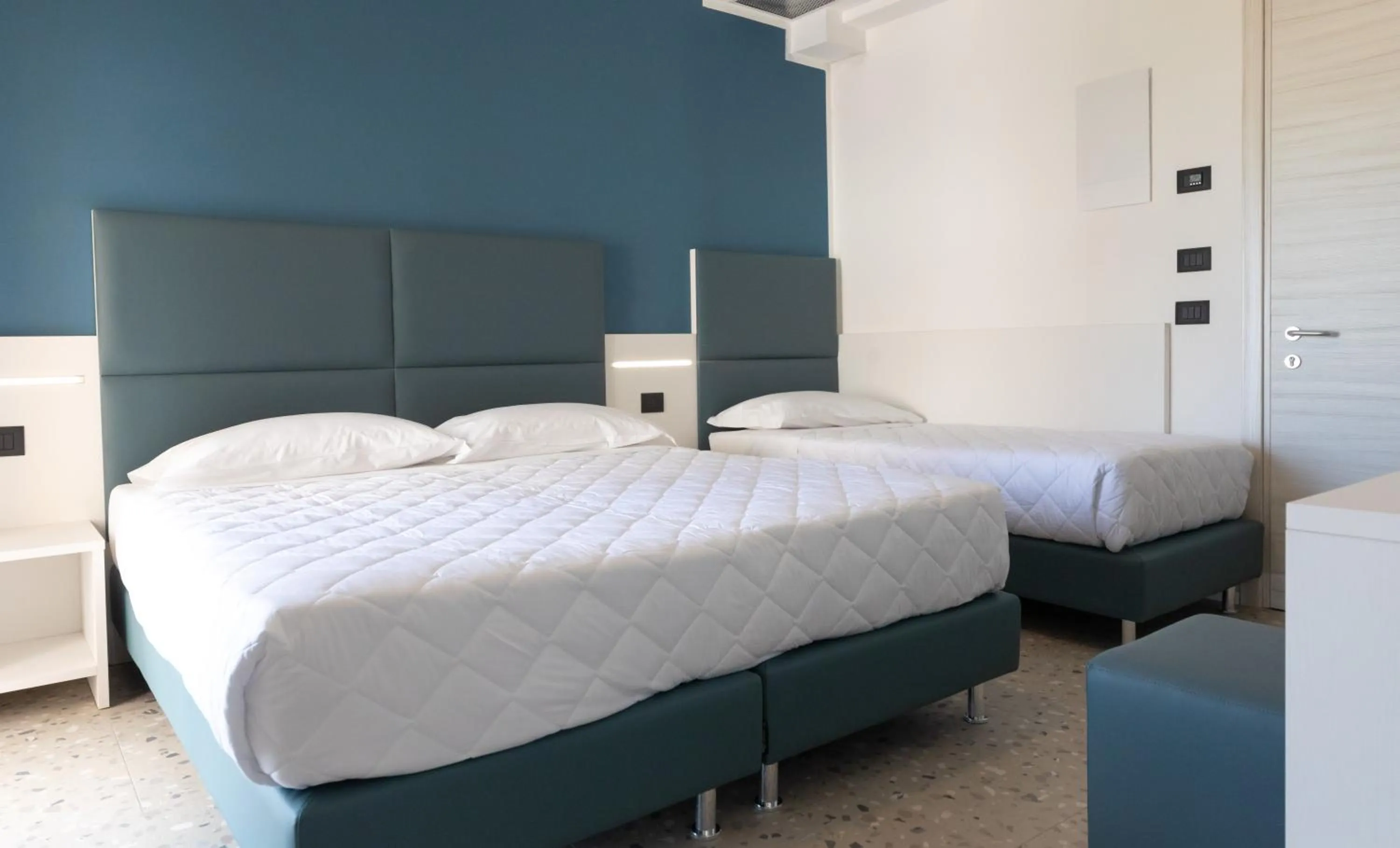 Photo of the whole room in Hotel Delaville Frontemare