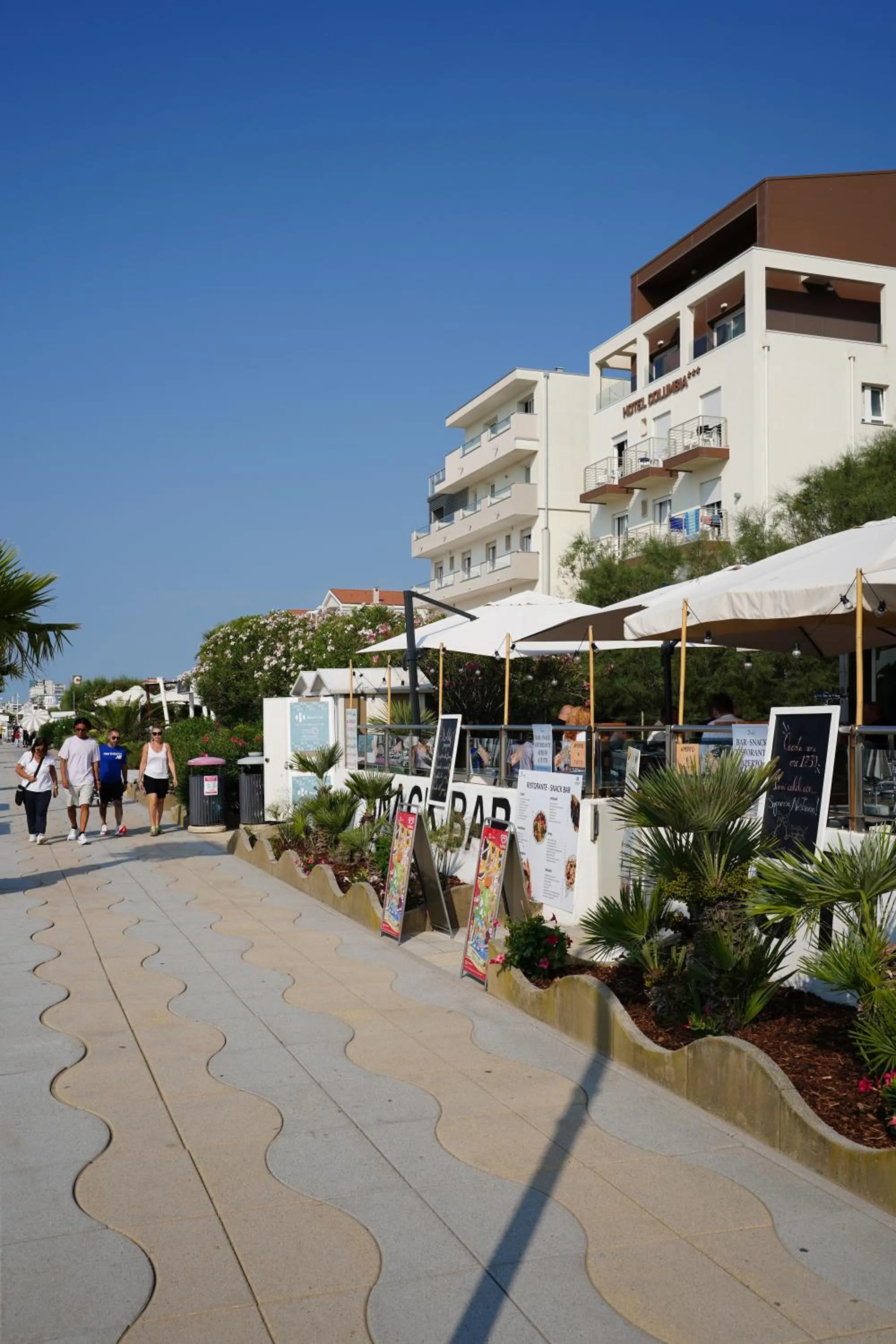 Property building in Hotel Delaville Frontemare