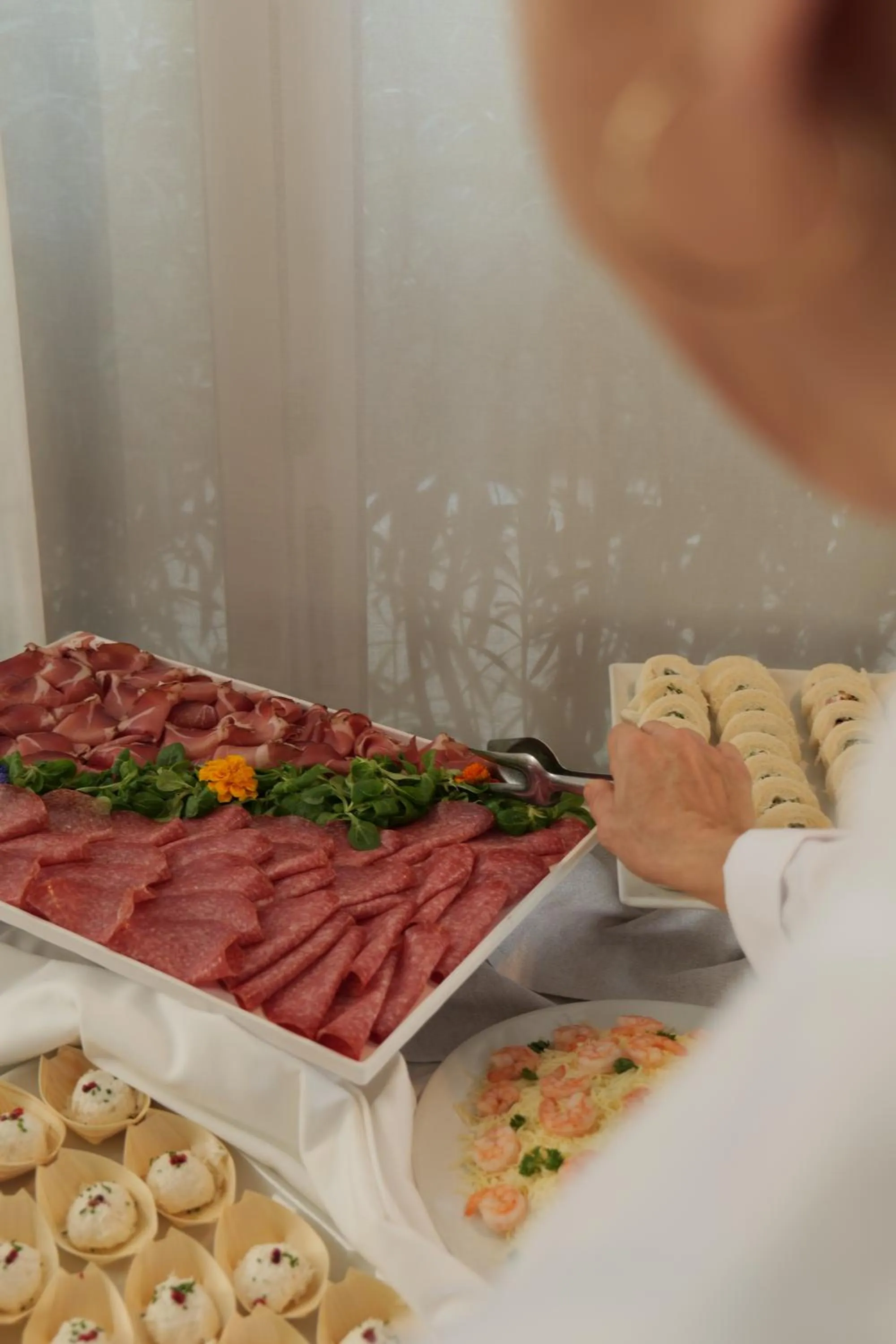 Restaurant/places to eat in Hotel Delaville Frontemare