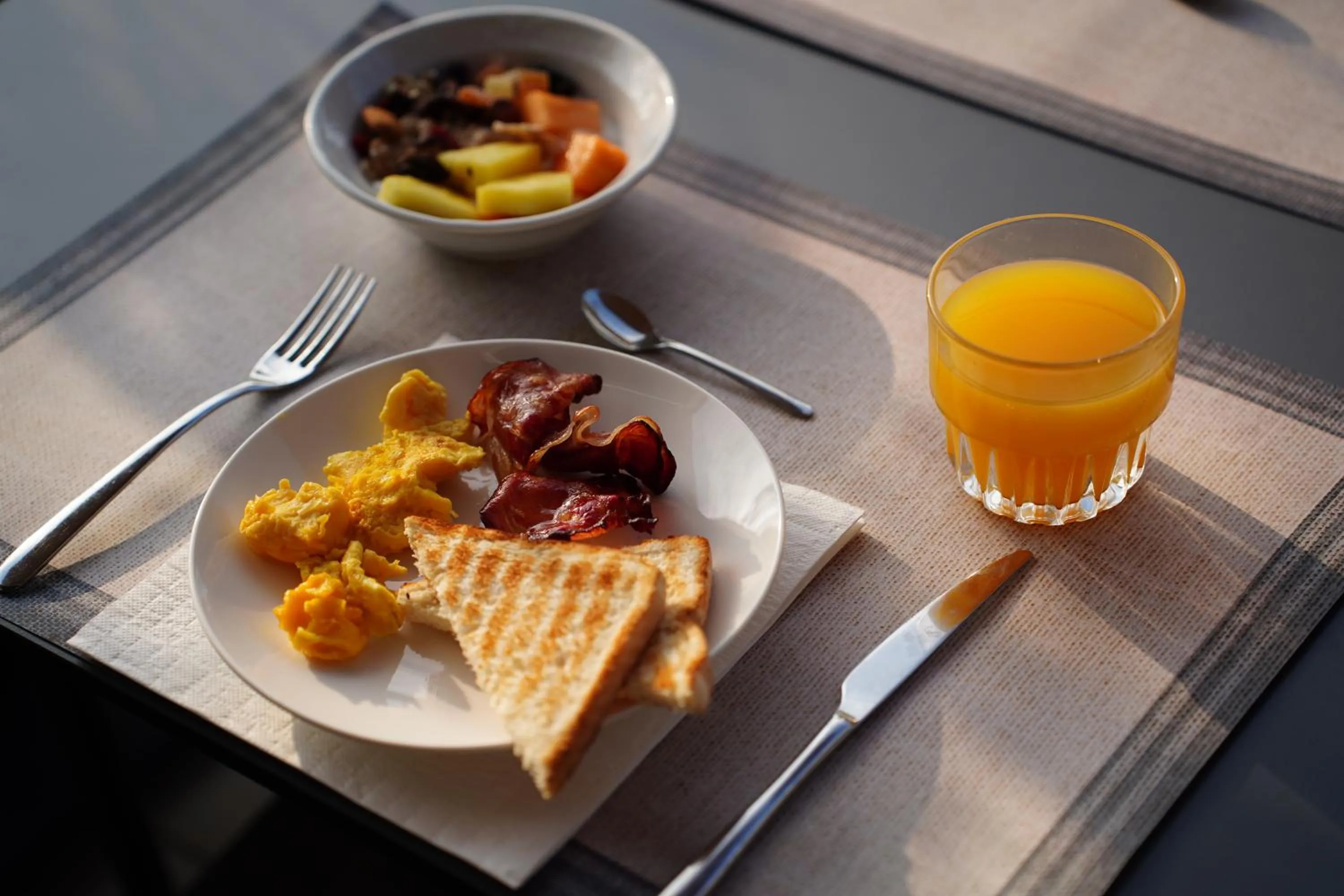 Breakfast in Hotel Delaville Frontemare