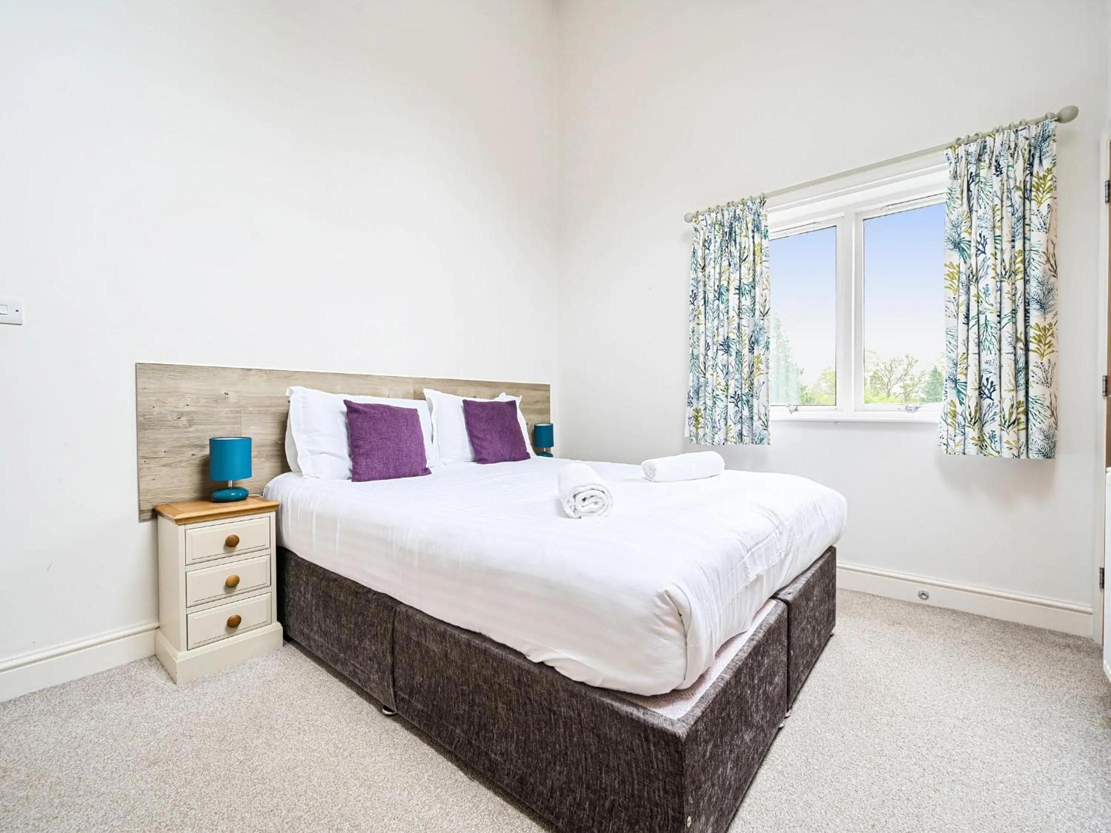 Property building, Bed in Hazel - Woodland Cottages