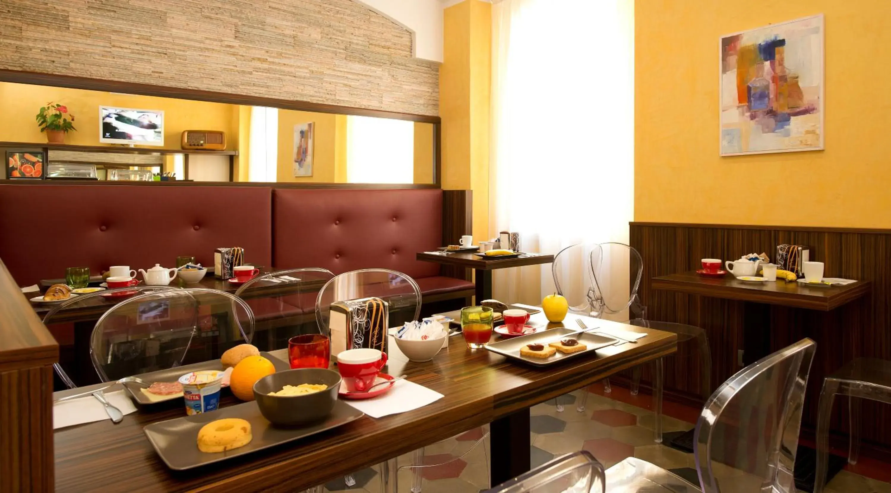 Restaurant/places to eat in Hotel Panizza Restaurant/places to eat in Hotel Panizza