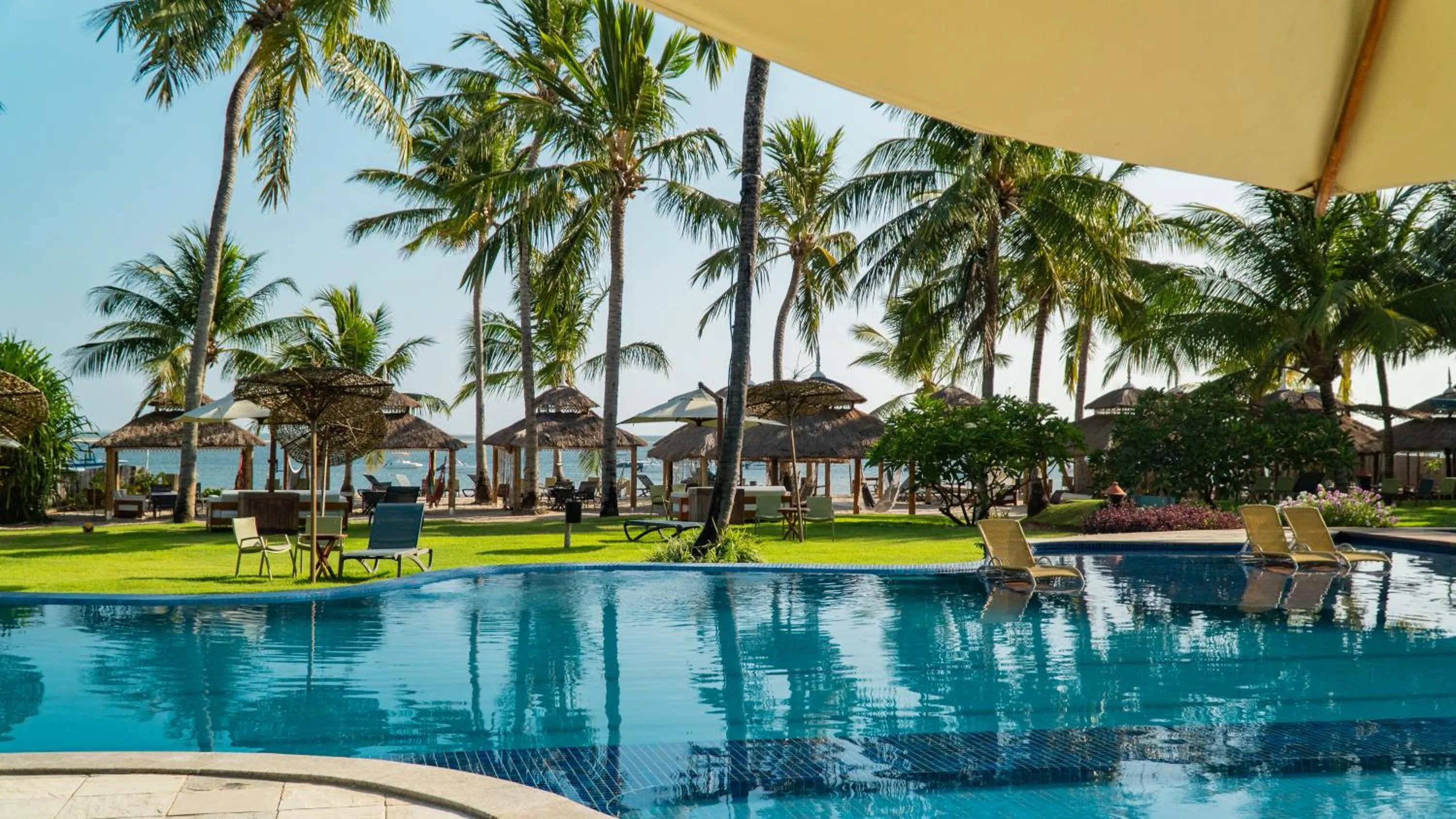 Swimming pool in Pousada Praia dos Carneiros