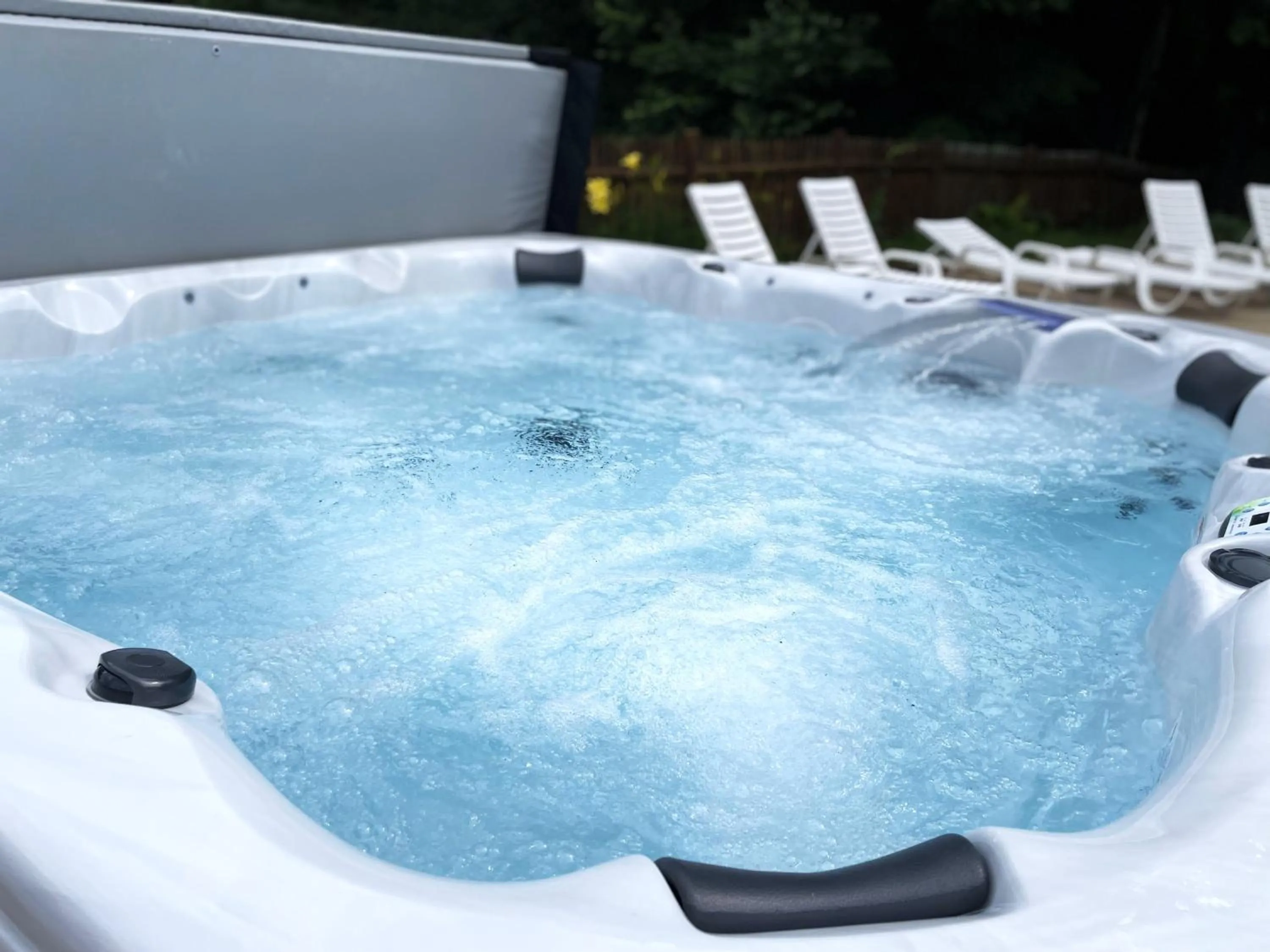 Spring in Cranmore Mountain Lodge Bed & Breakfast