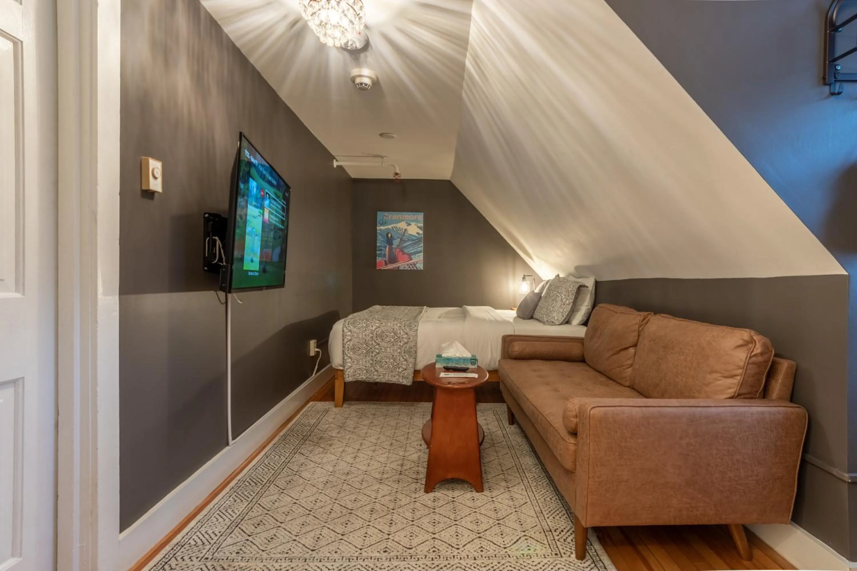 Bedroom in Cranmore Mountain Lodge Bed & Breakfast