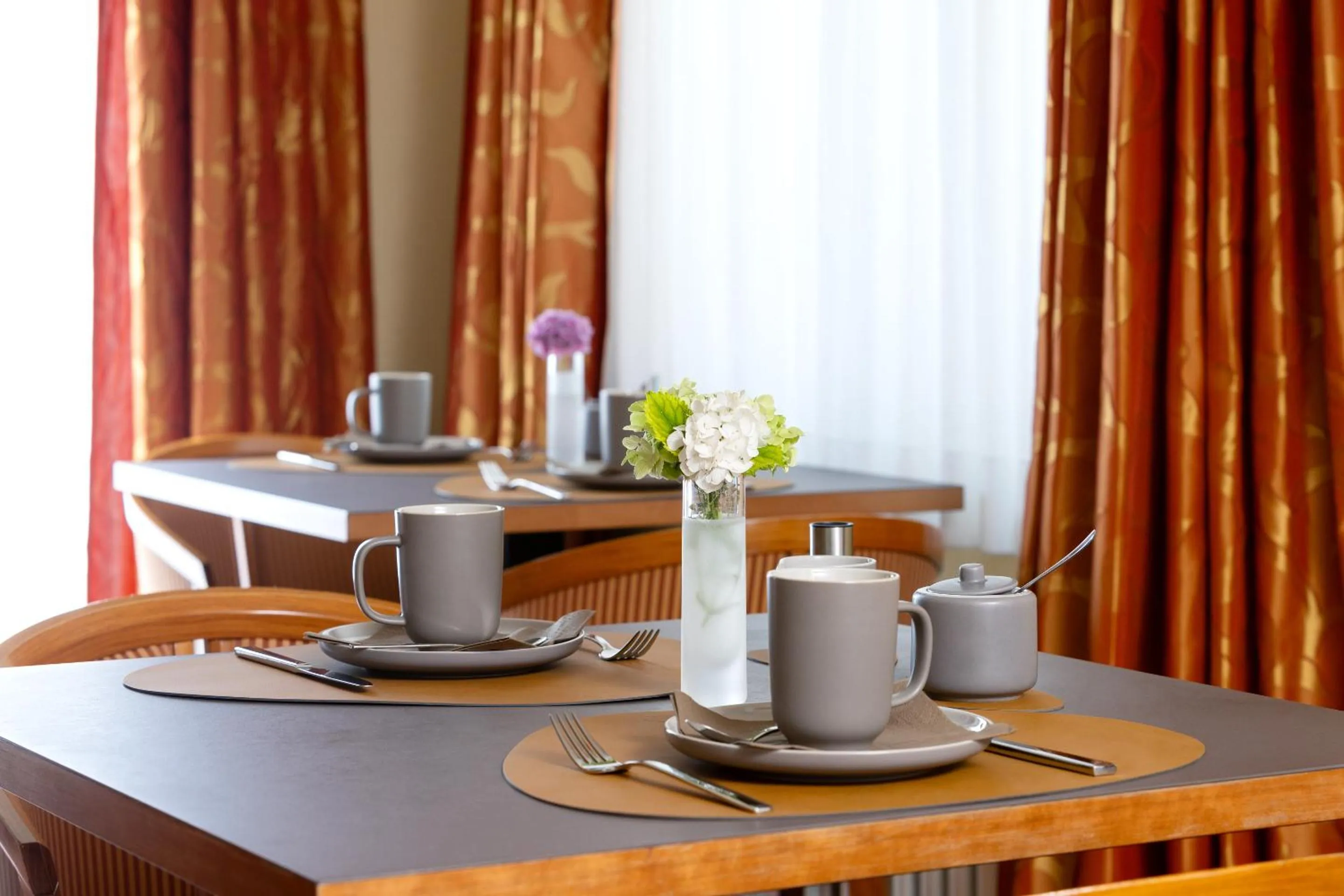 Breakfast in Hotel Regina -Garni Köln