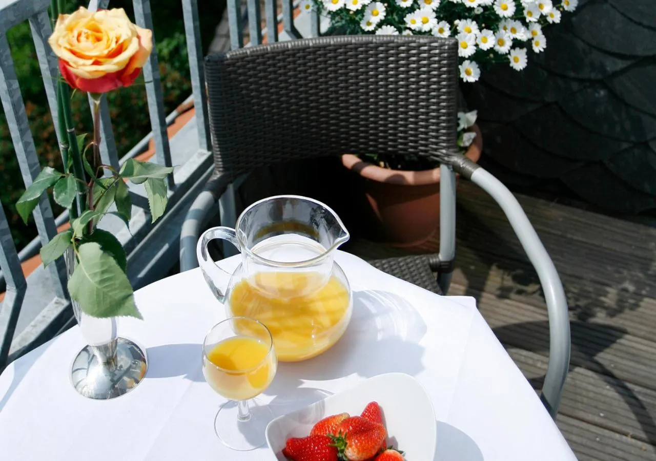 Patio in Hotel Regina