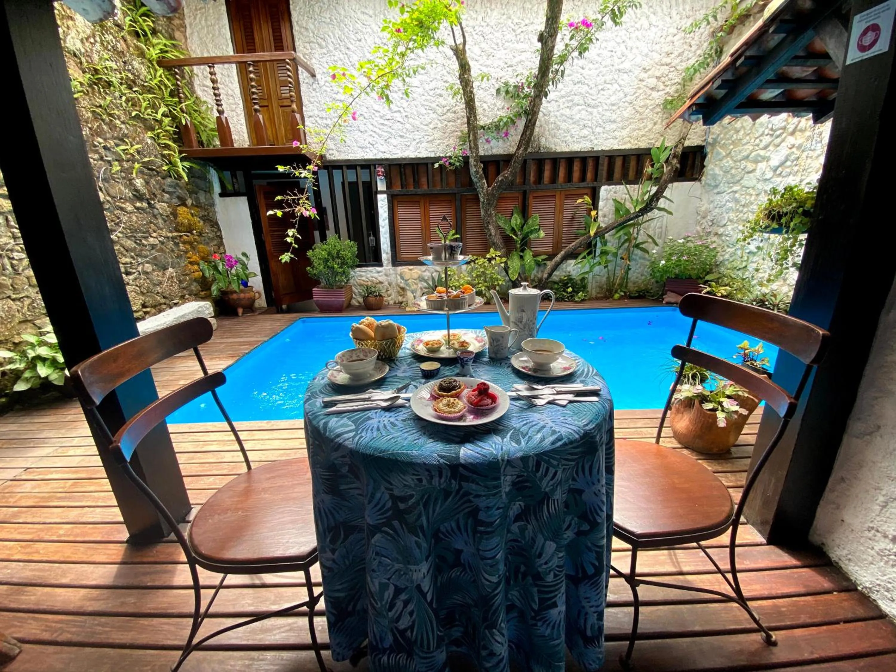 Pool view in Pousada Arte Urquijo