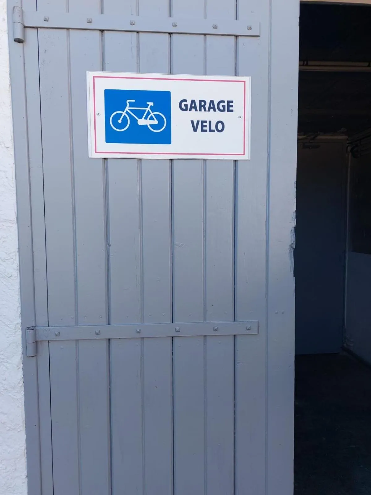 Cycling in Auberge de Lamagistere