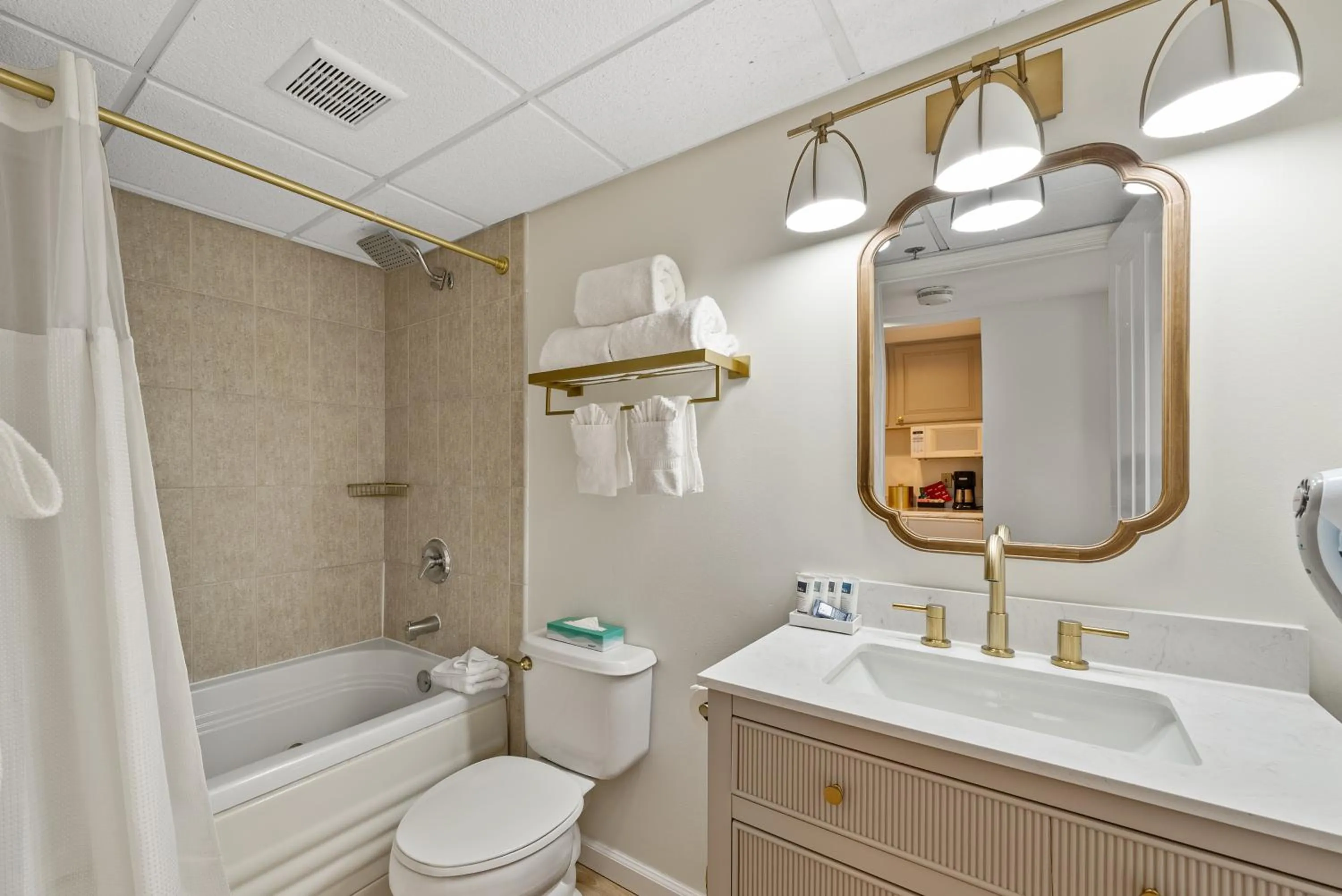 Bathroom in Bella Vista Suites Lake Geneva