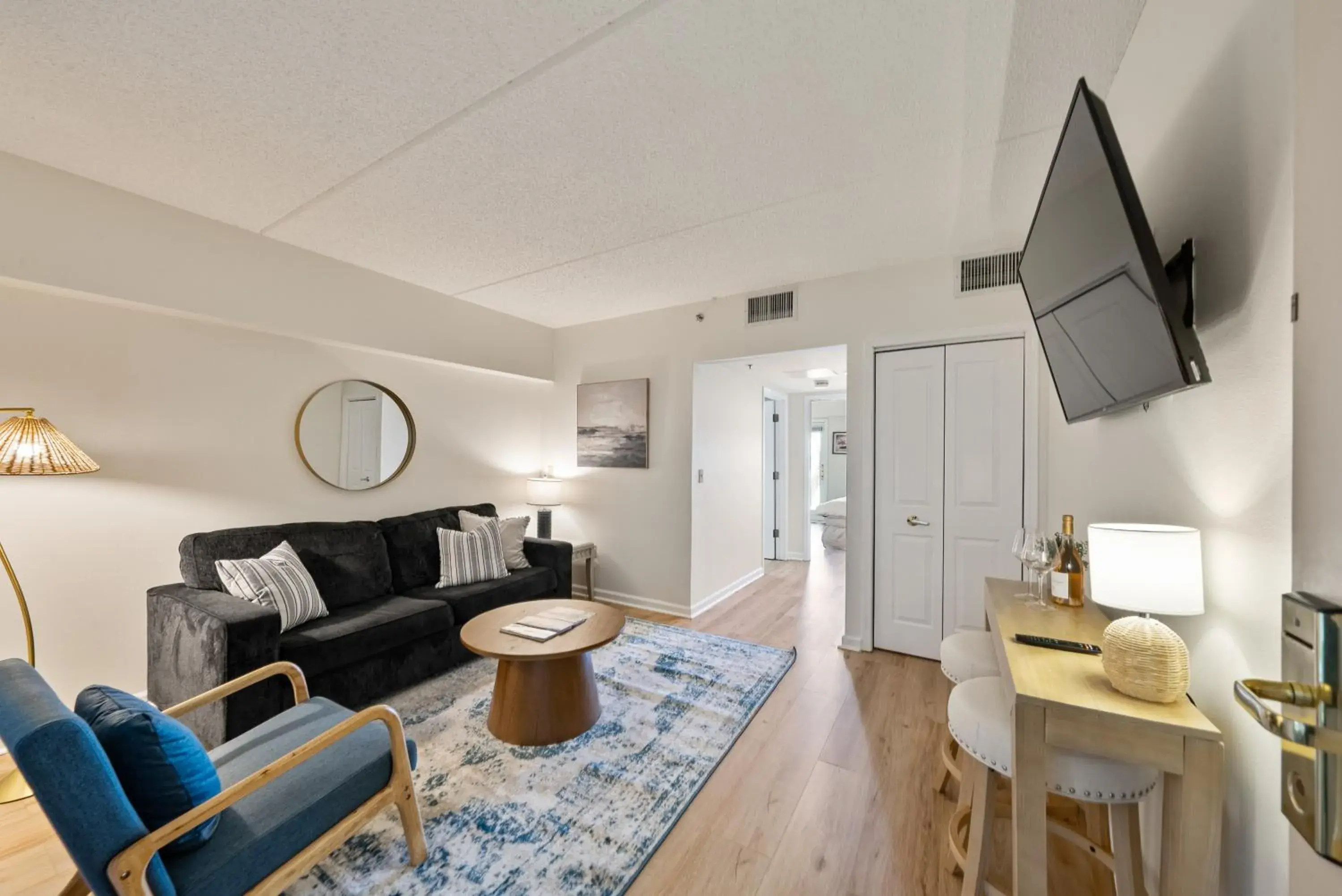 Living room in Bella Vista Suites Lake Geneva Living room in Bella Vista Suites Lake Geneva