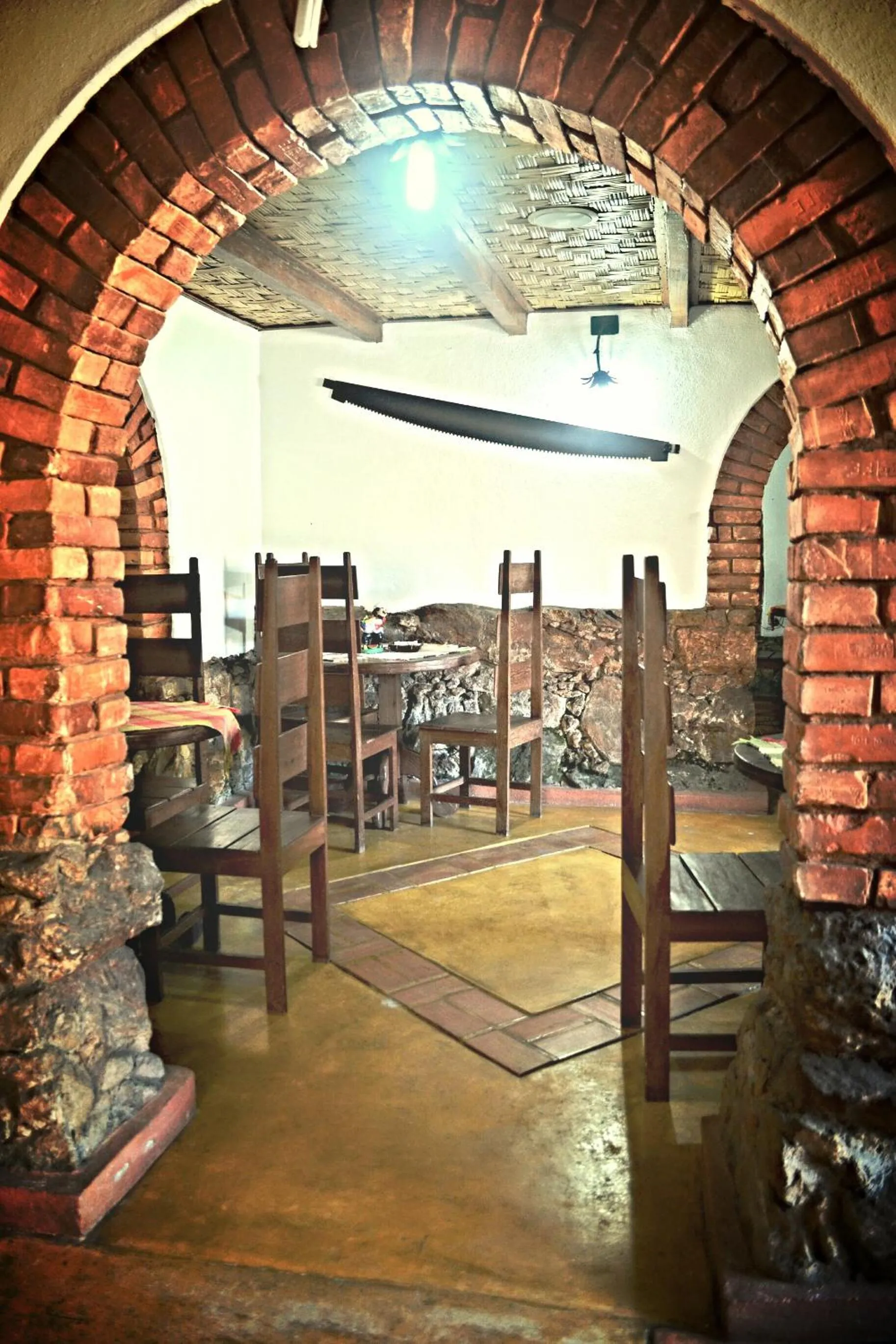 Restaurant/places to eat in Pousada Estação do Trem