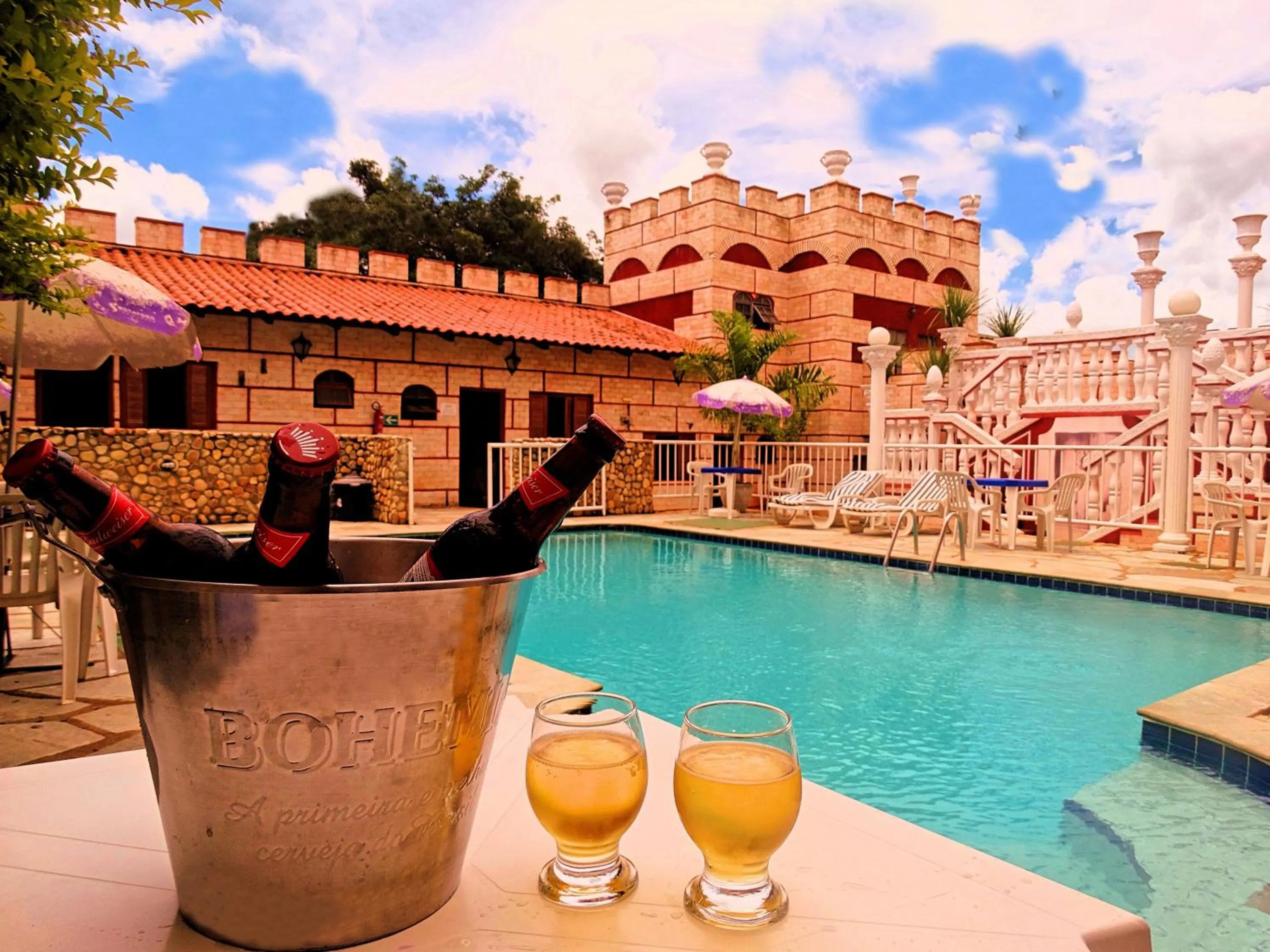 Swimming pool in Pousada al Castello di Giulietta e Romeo