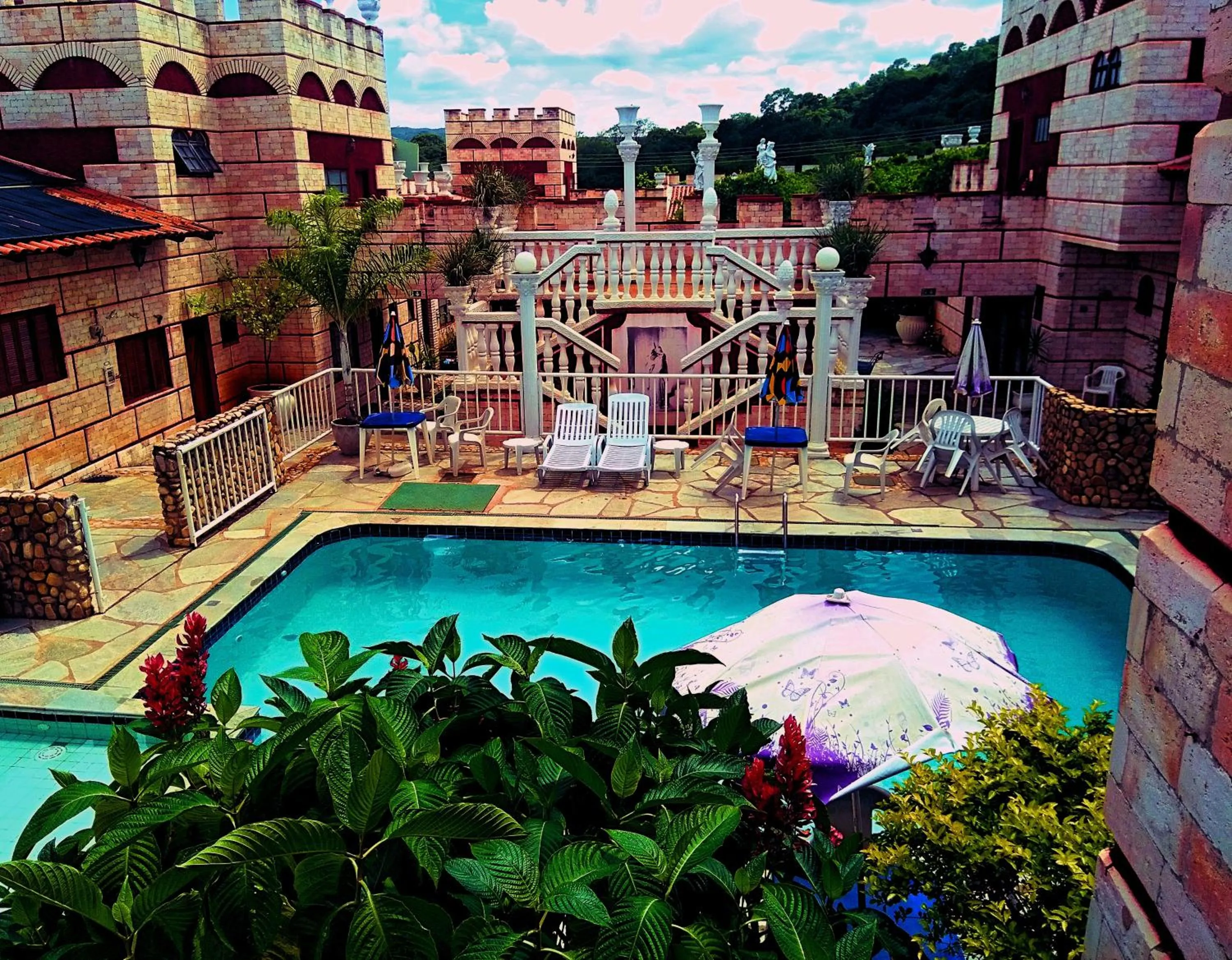 Pool view in Pousada al Castello di Giulietta e Romeo