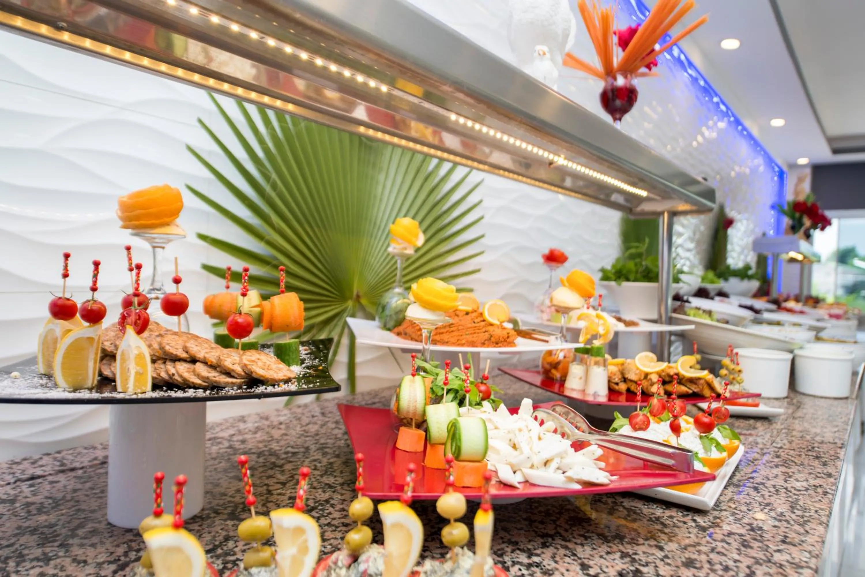 Food in Sunberk Hotel