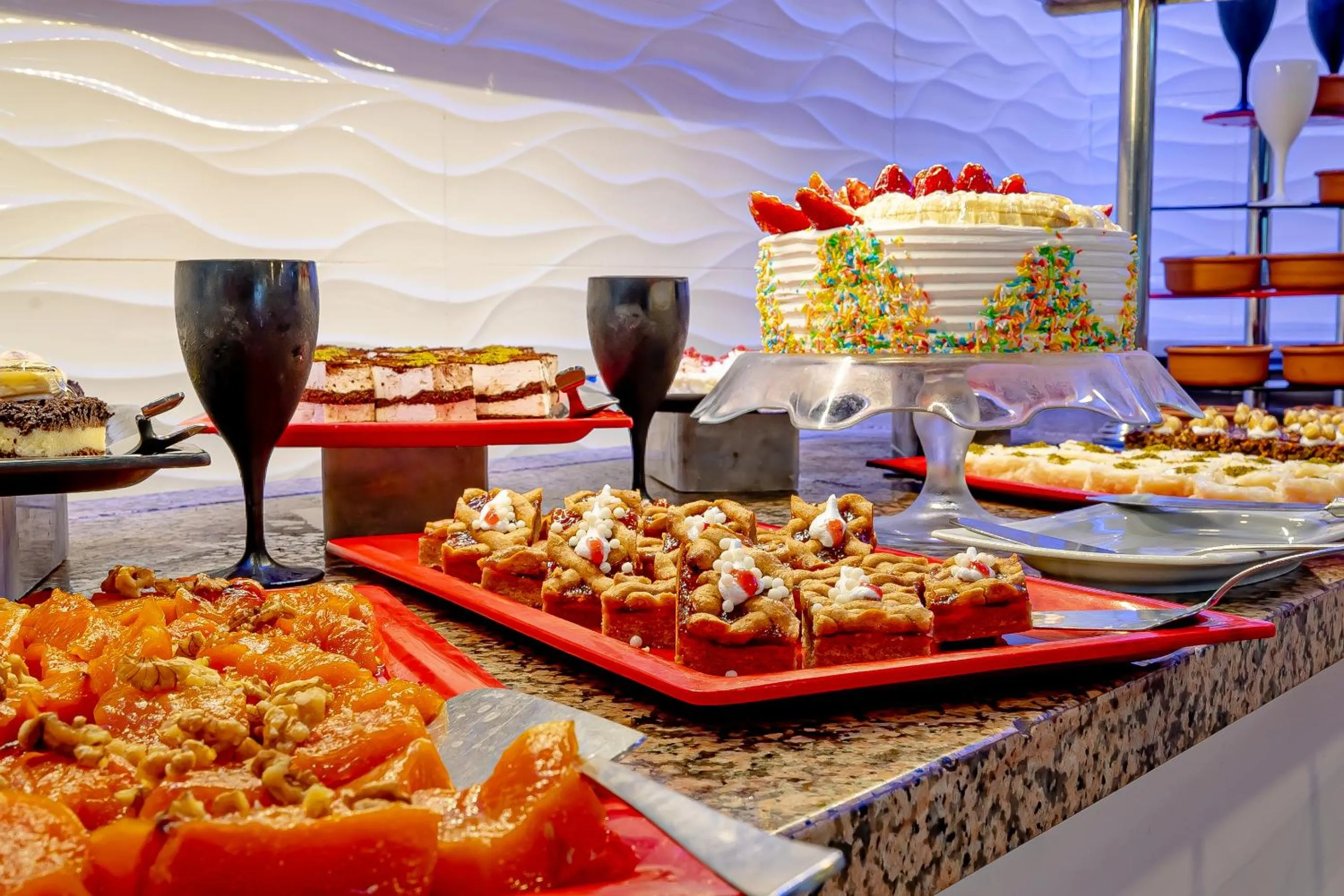 Buffet breakfast in Sunberk Hotel