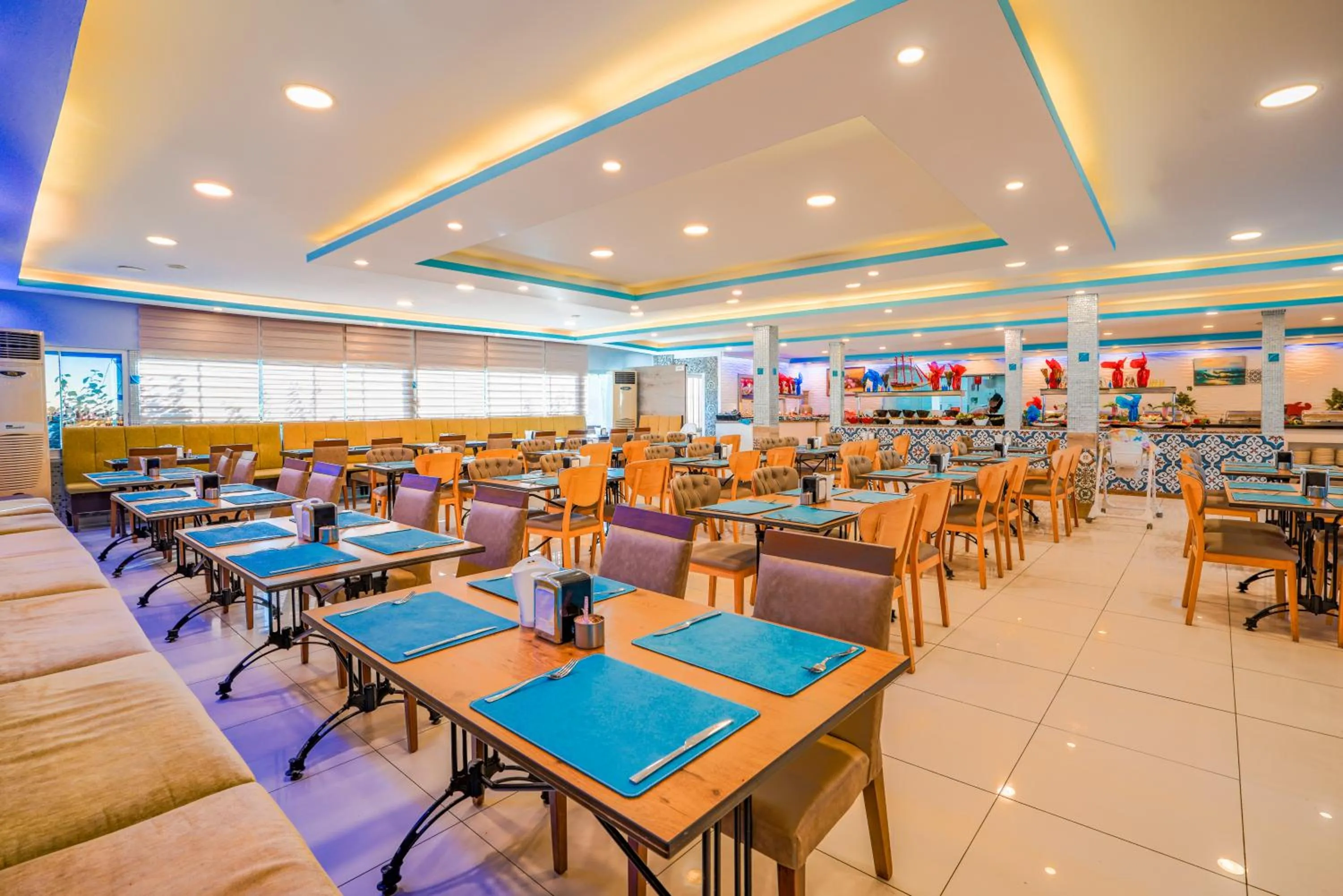 Restaurant/places to eat in Sunberk Hotel