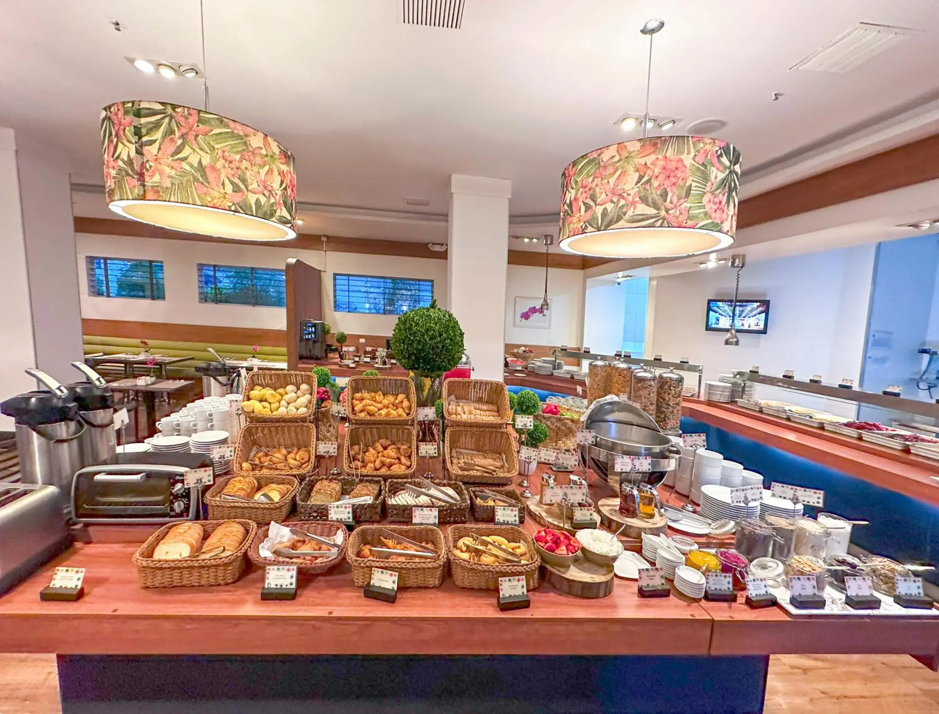 Buffet breakfast in Dann Carlton Quito Buffet breakfast in Dann Carlton Quito