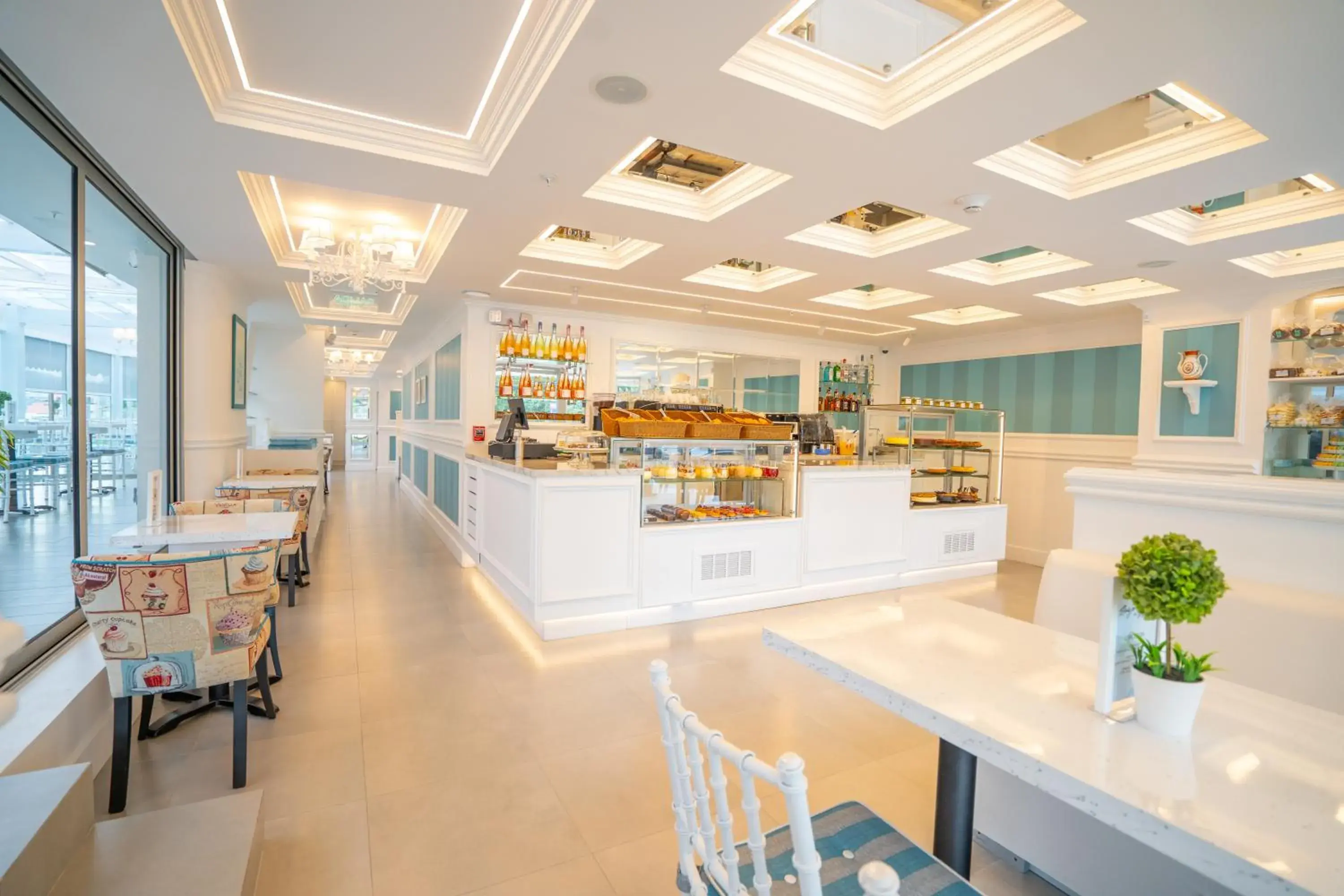 Food and drinks in Dann Carlton Quito Food and drinks in Dann Carlton Quito