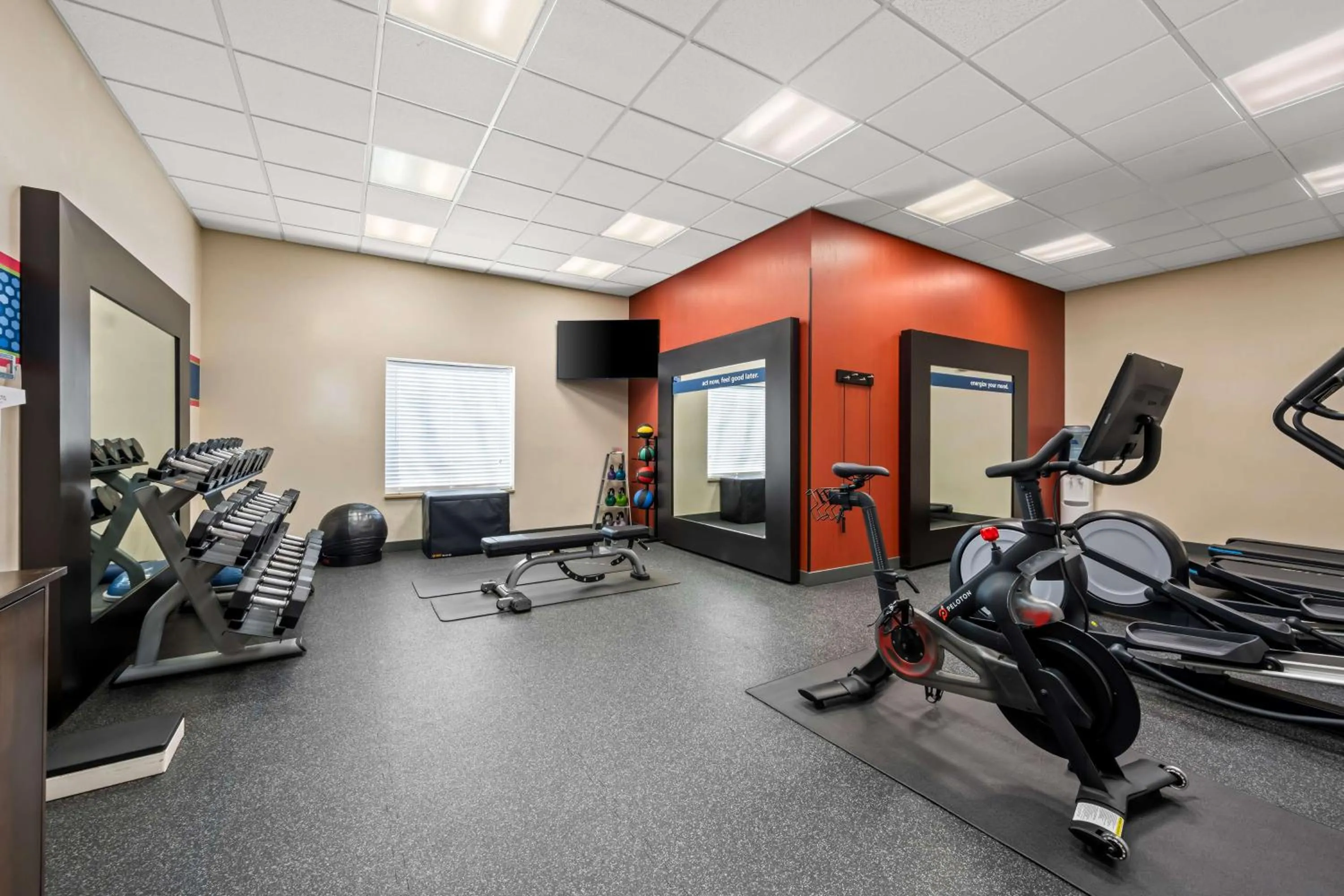 Fitness centre/facilities in Hampton Inn Greenville