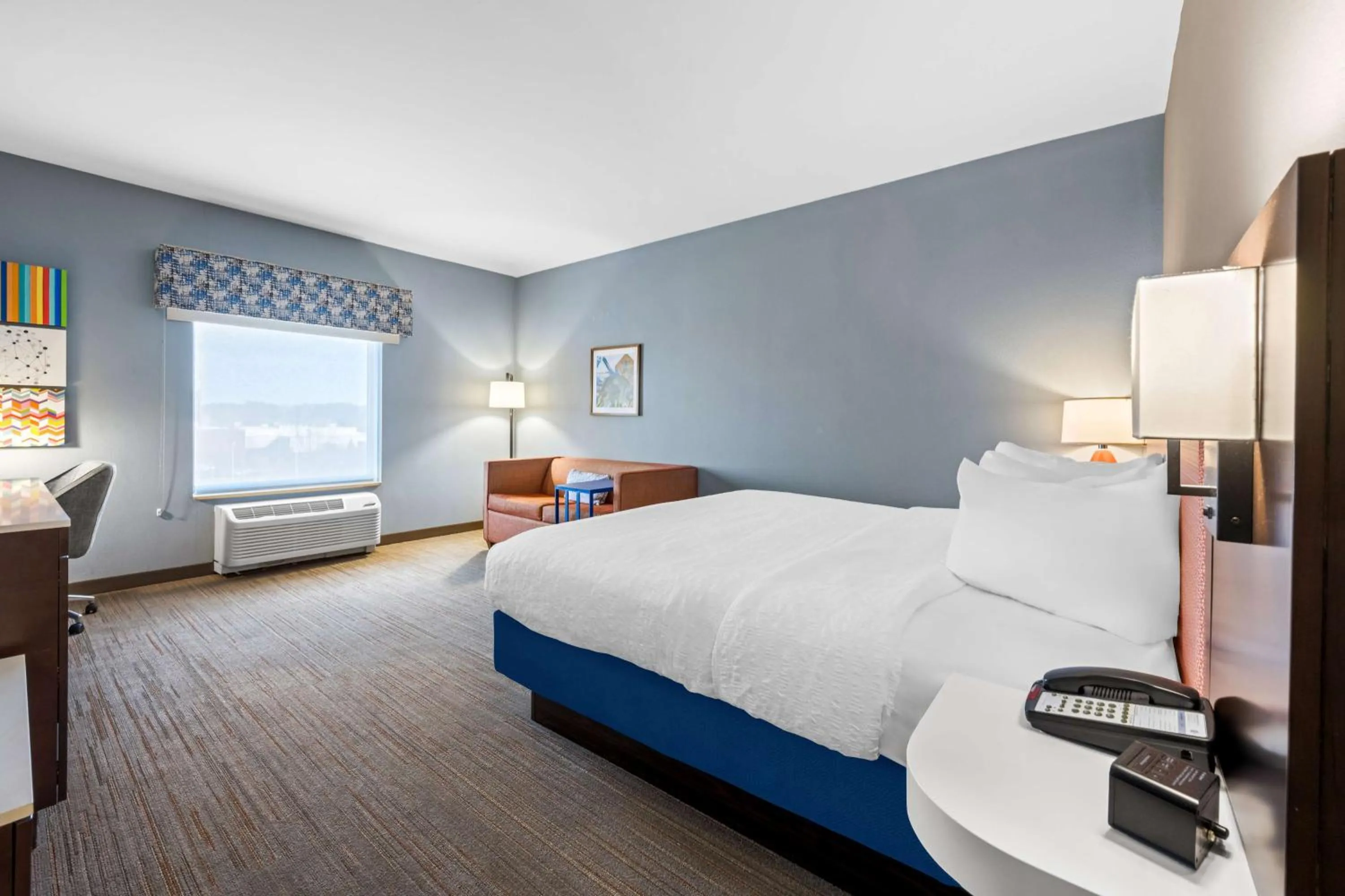 Bed in Hampton Inn Greenville