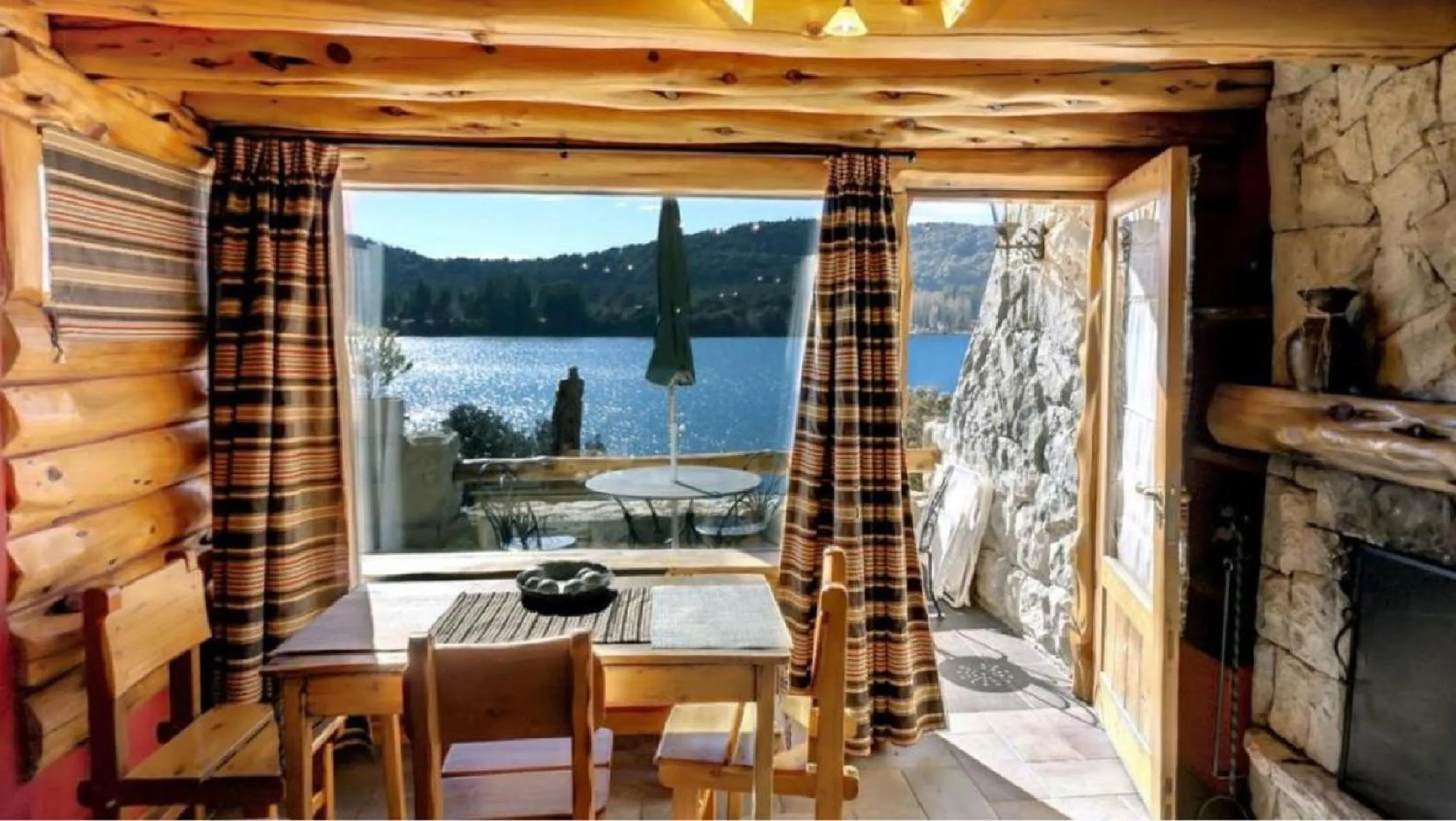 Balcony/Terrace in Cabañas Puerto Pireo