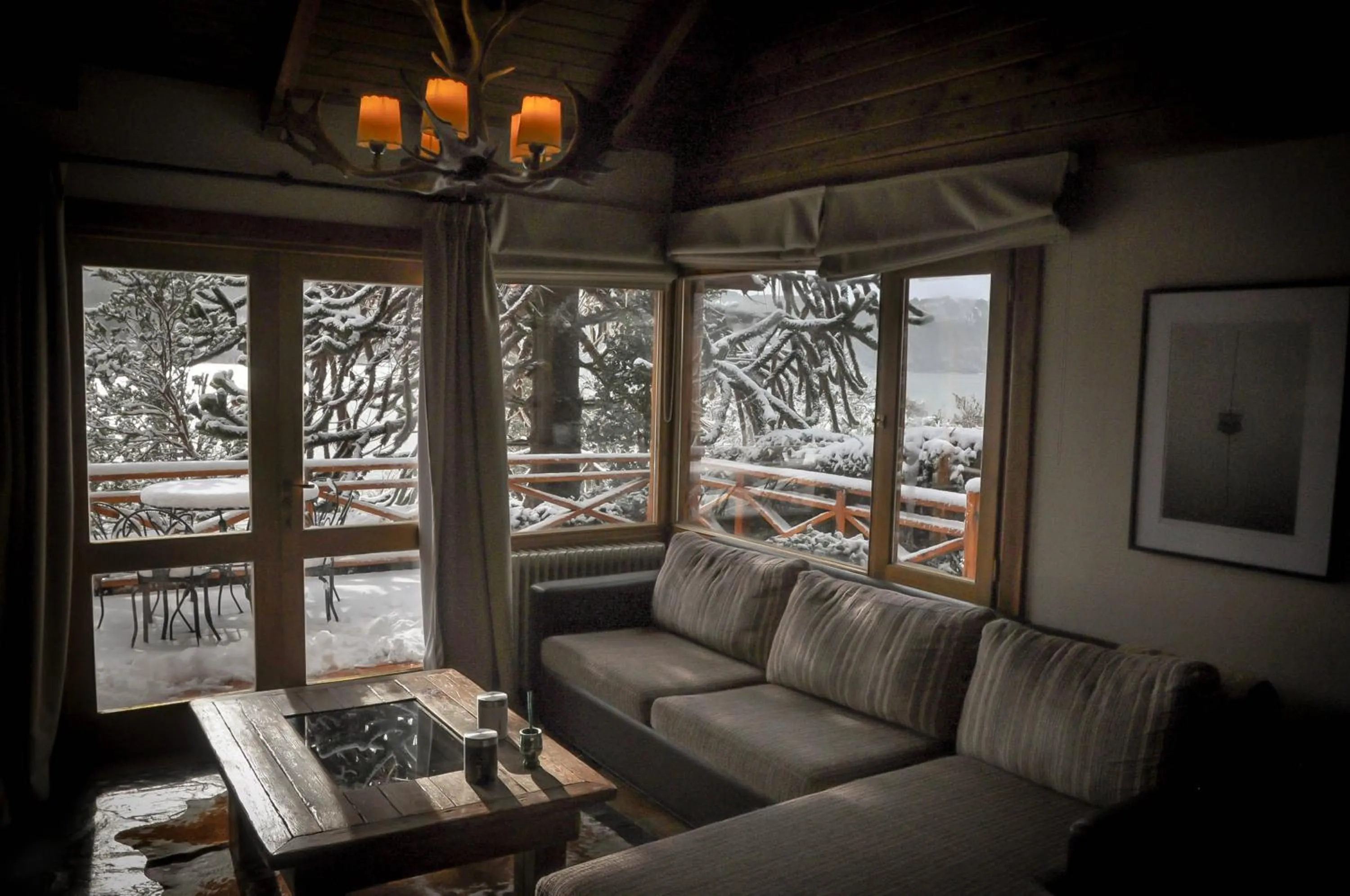 Winter in Cabañas Puerto Pireo