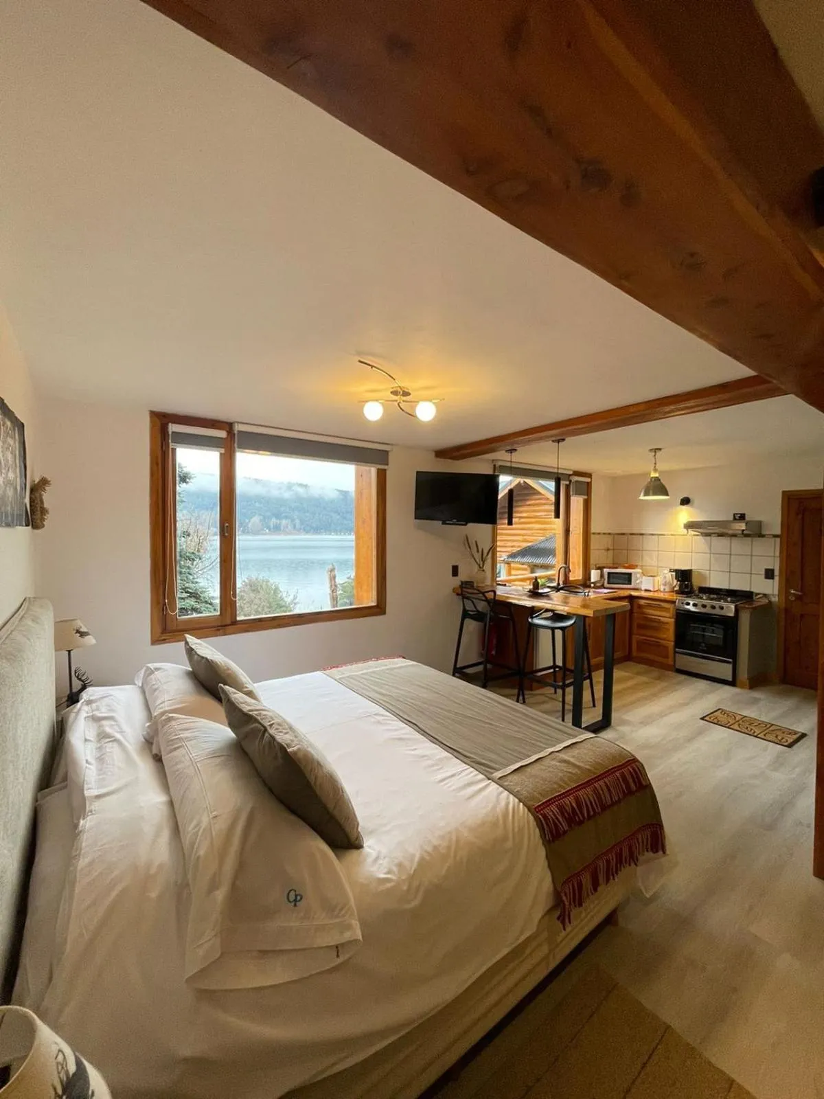 Bed in Cabañas Puerto Pireo