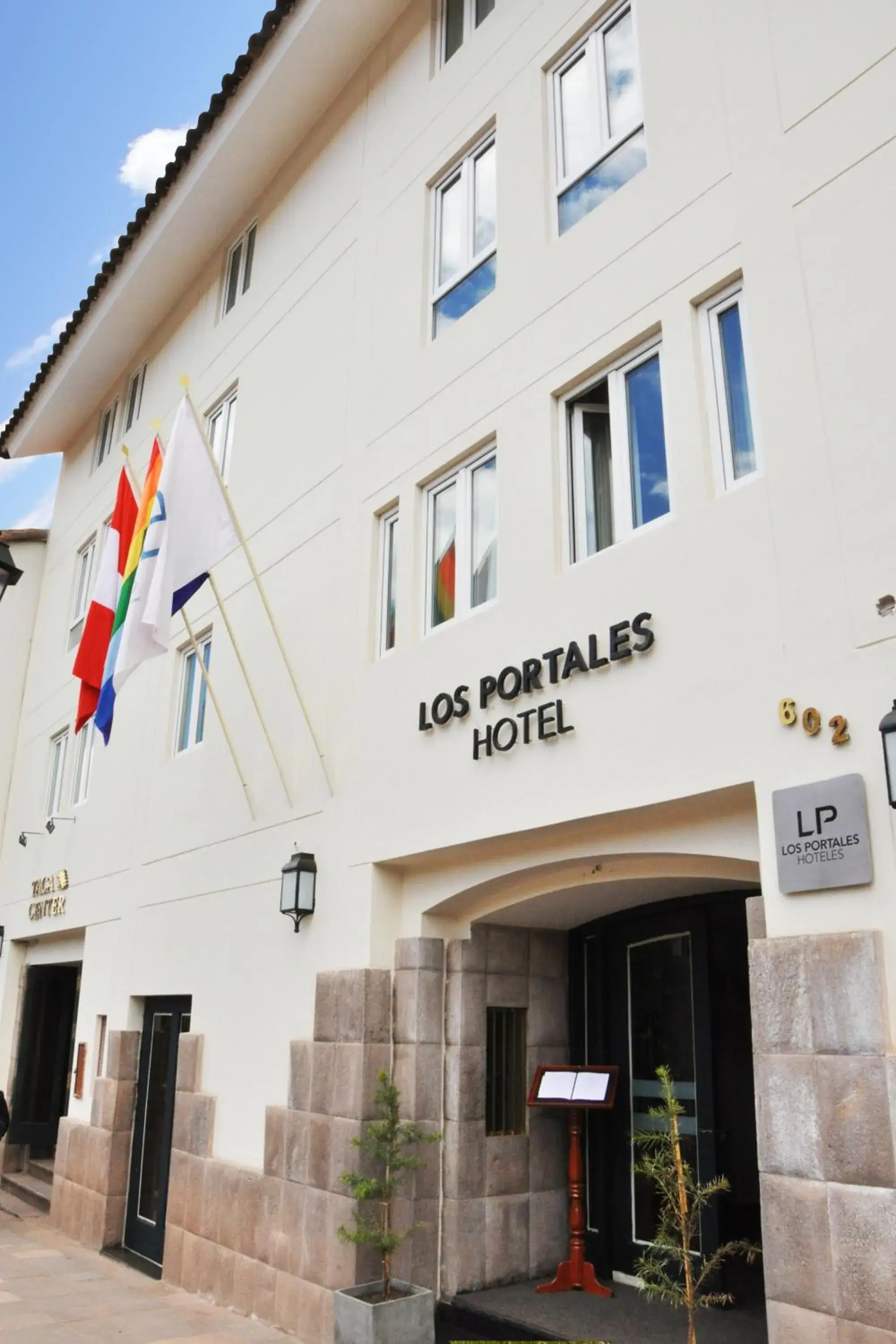 Facade/entrance in LP Los Portales Hotel Cusco Facade/entrance in LP Los Portales Hotel Cusco