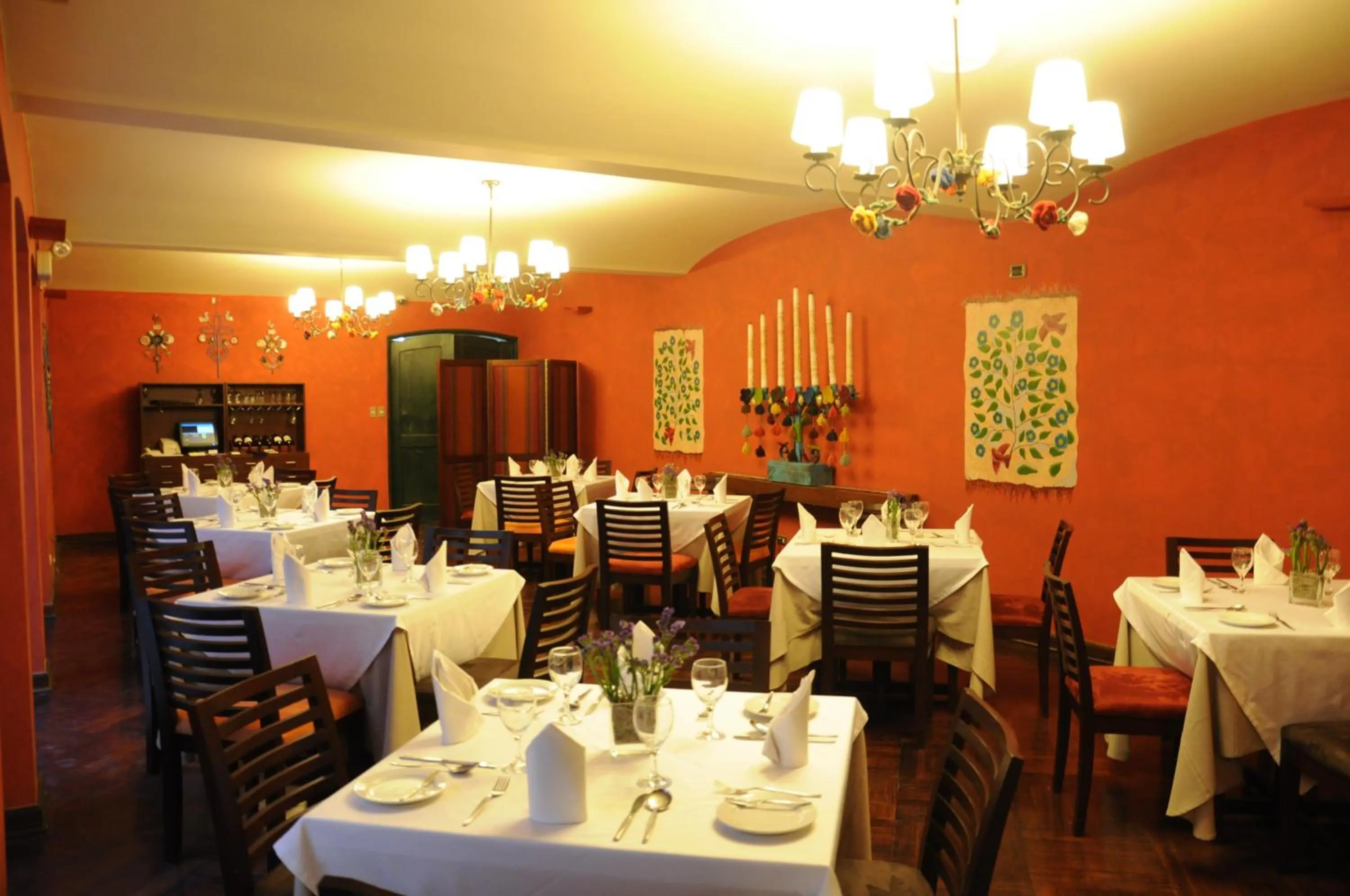 Restaurant/places to eat in LP Los Portales Hotel Cusco