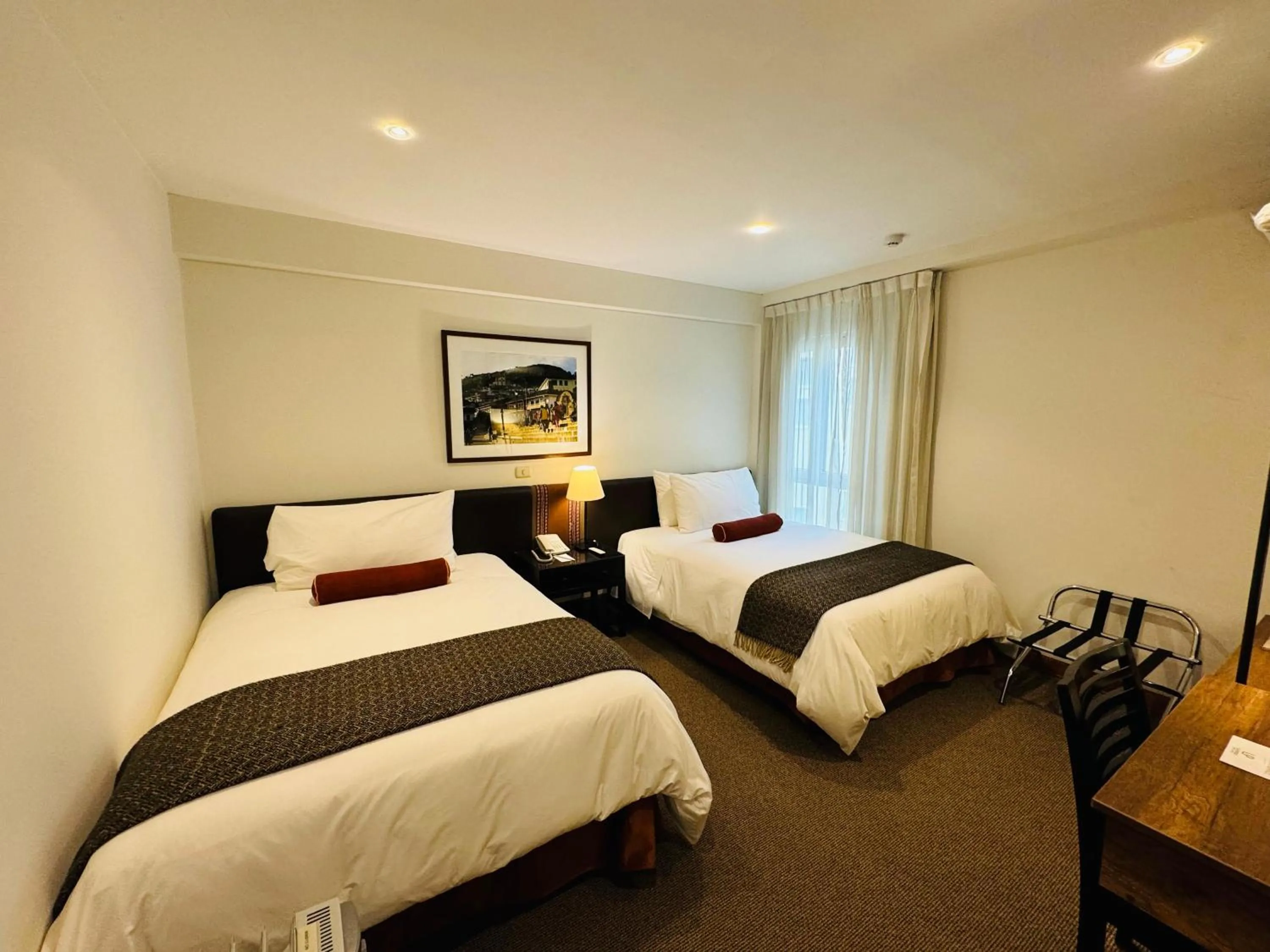 Photo of the whole room, Bed in LP Los Portales Hotel Cusco