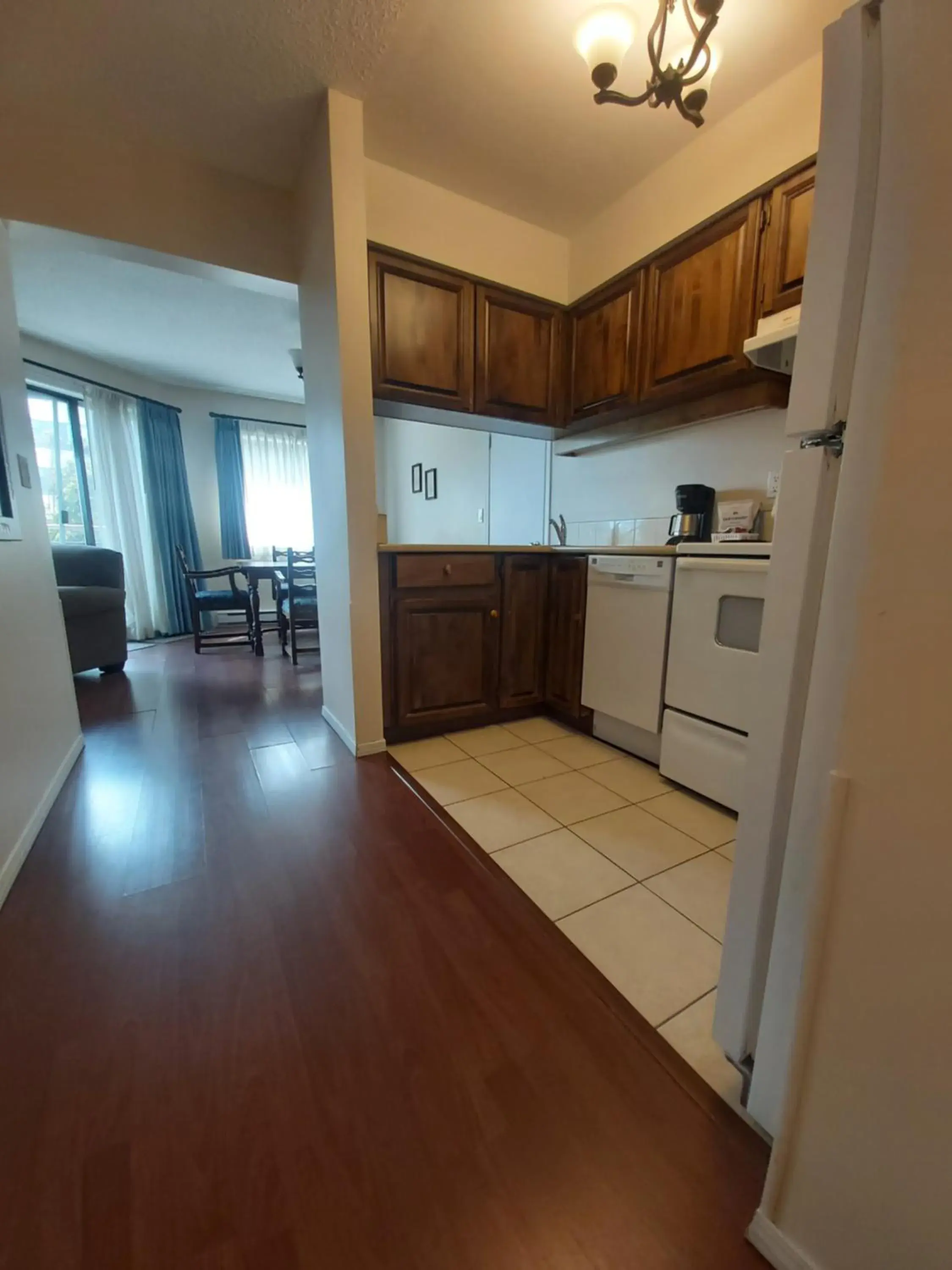 One-Bedroom Suite in Heron's Landing Hotel One-Bedroom Suite in Heron's Landing Hotel