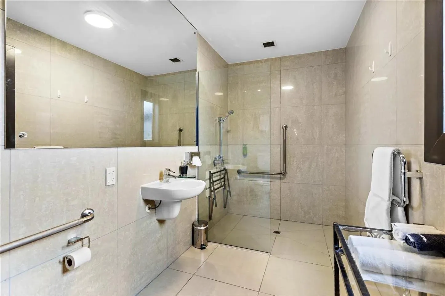 Facility for disabled guests in Gateway Motor Inn