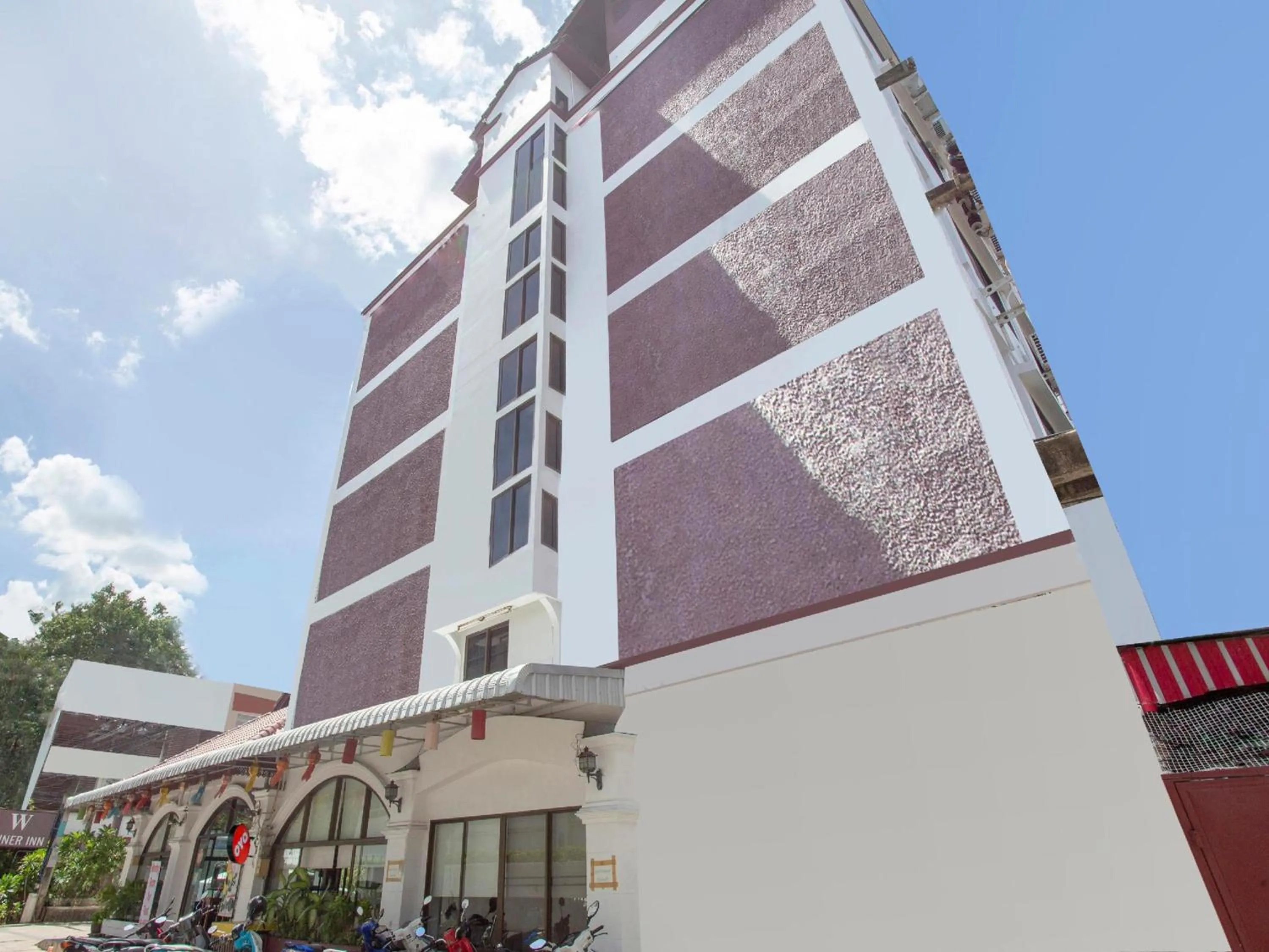 Neighbourhood in Super OYO 1096 Winner Inn Hotel