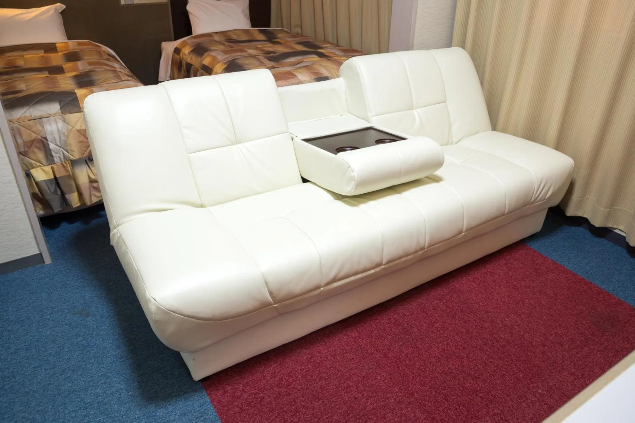 Decorative detail in Hotel Sunrise Inn