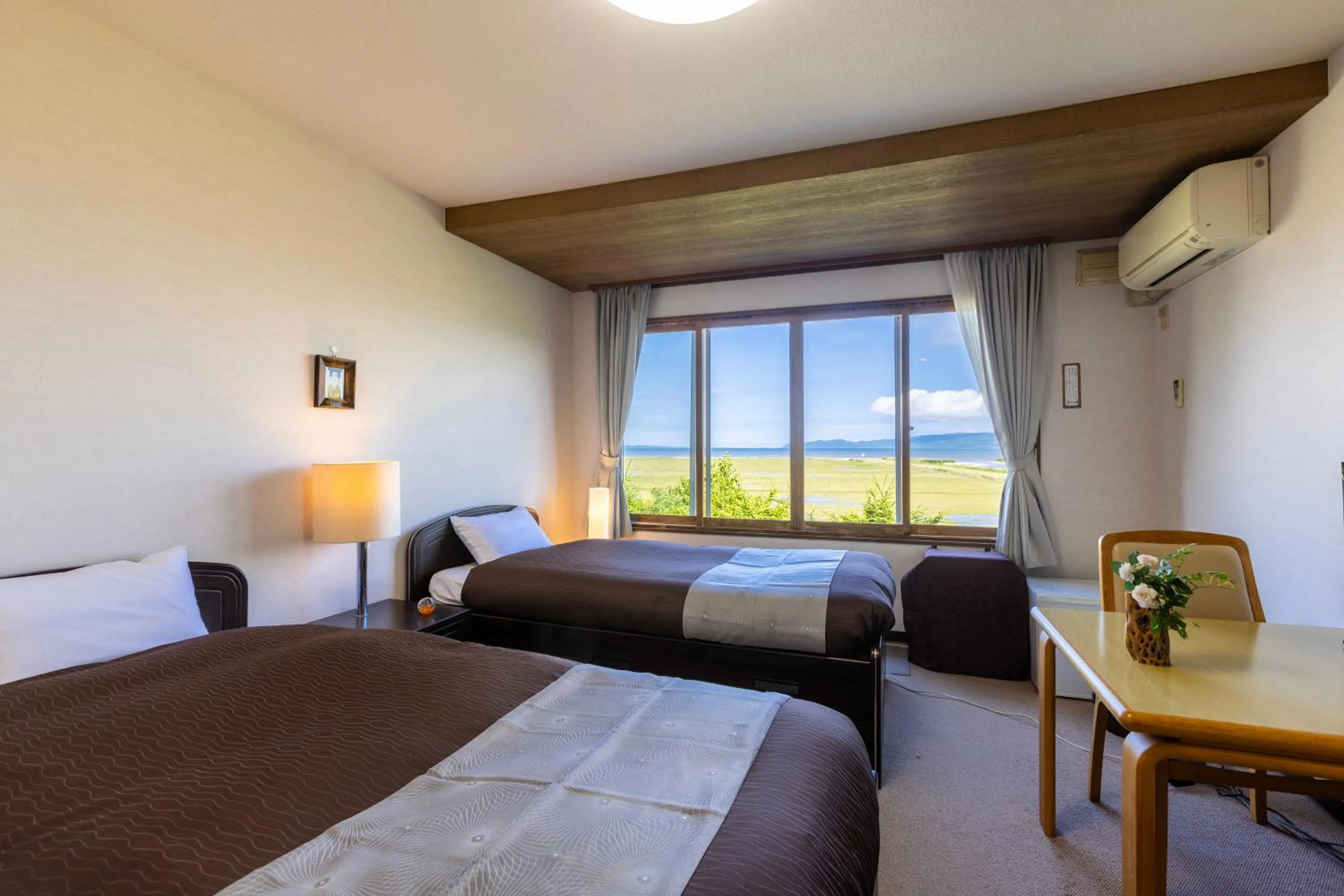 Photo of the whole room, Bed in Kagariya