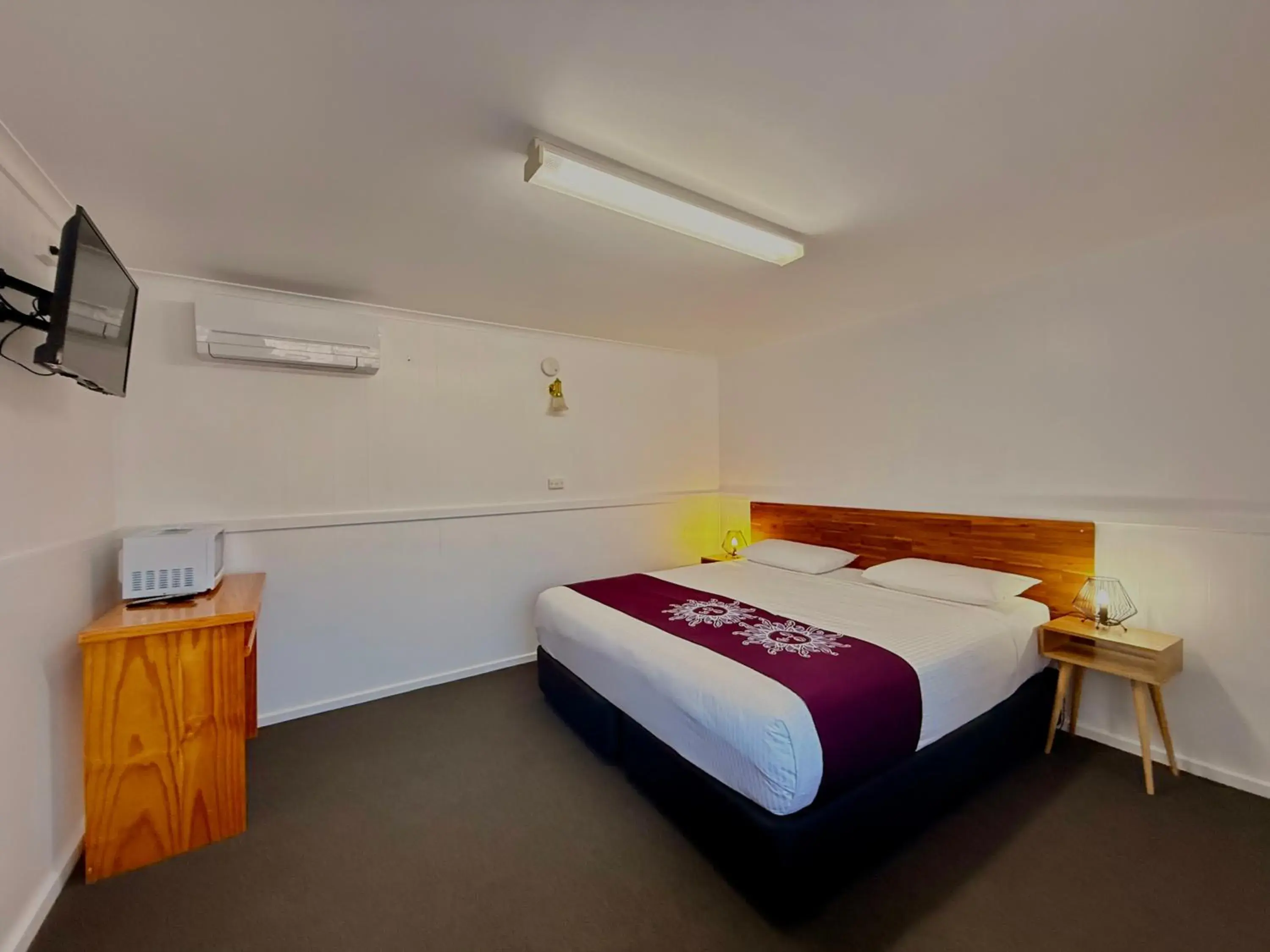 Bed in Best Western Burnie - Murchison Lodge Bed in Best Western Burnie - Murchison Lodge