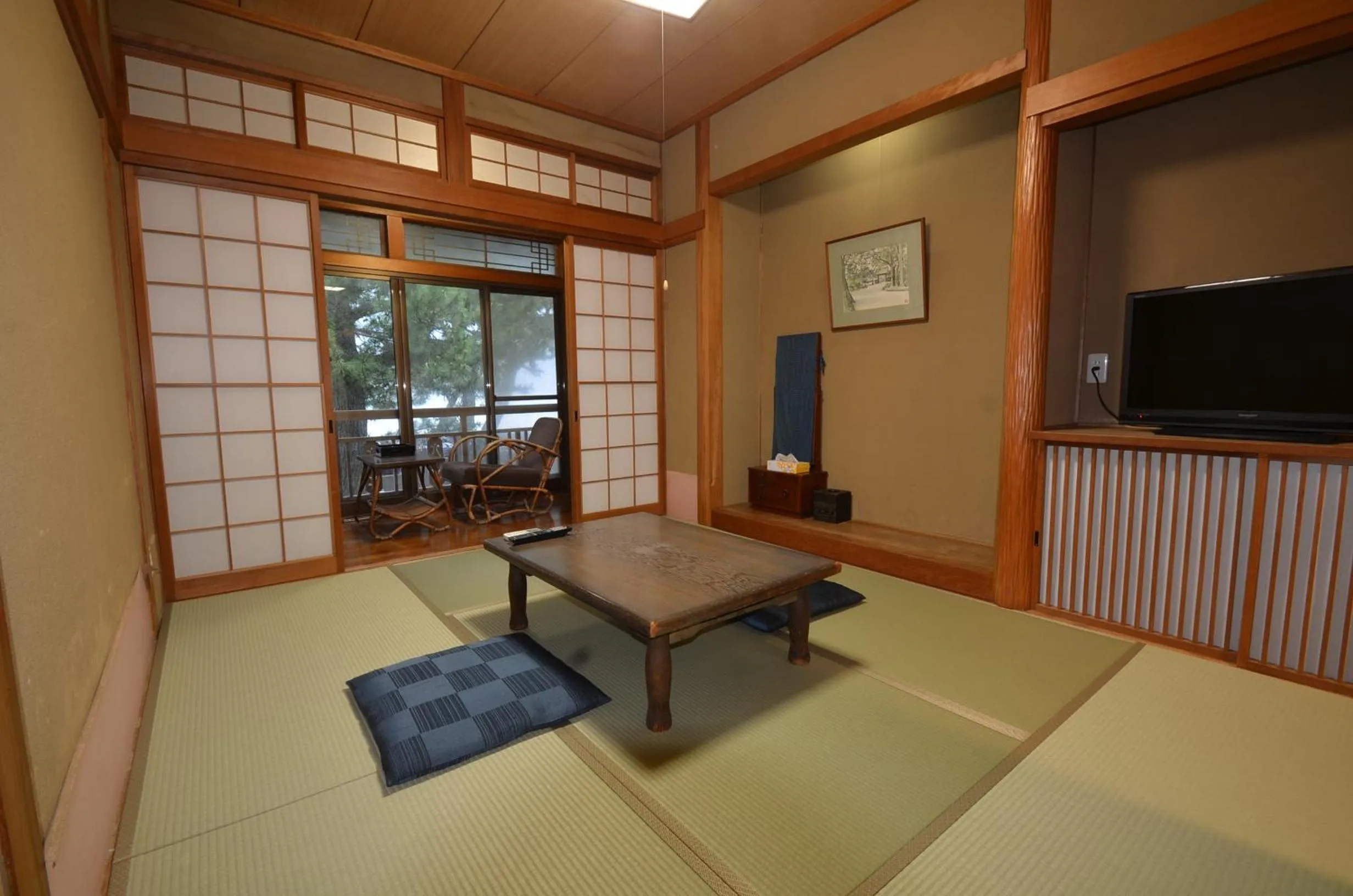 Photo of the whole room in Asanokan