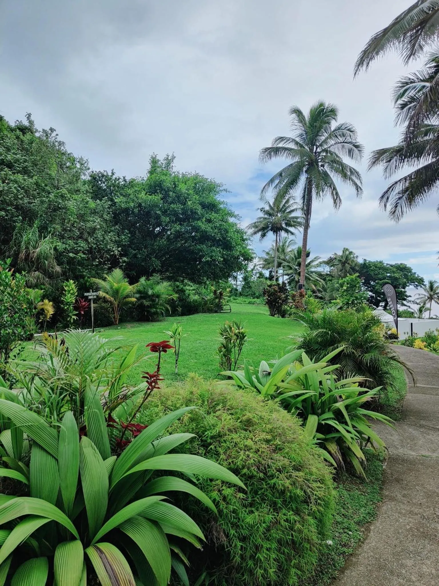 Garden in Wellesley Resort Fiji