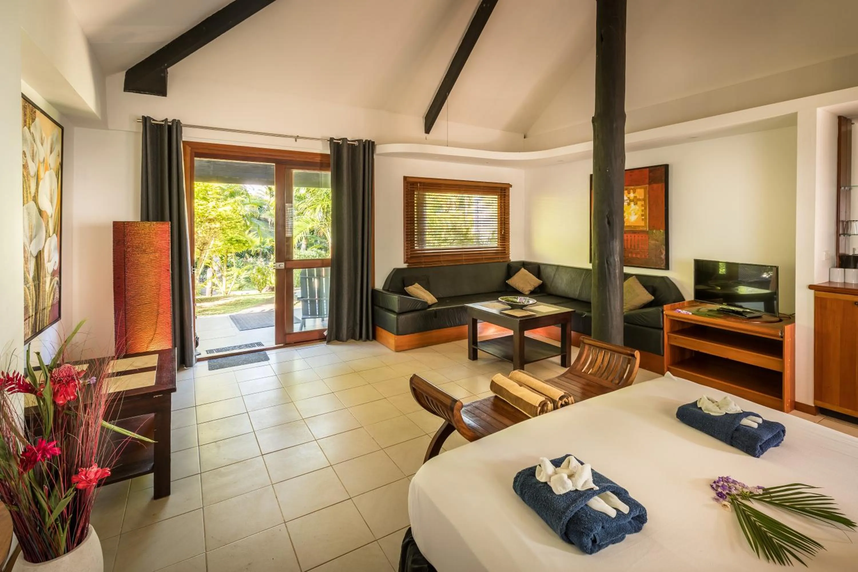 TV and multimedia in Wellesley Resort Fiji