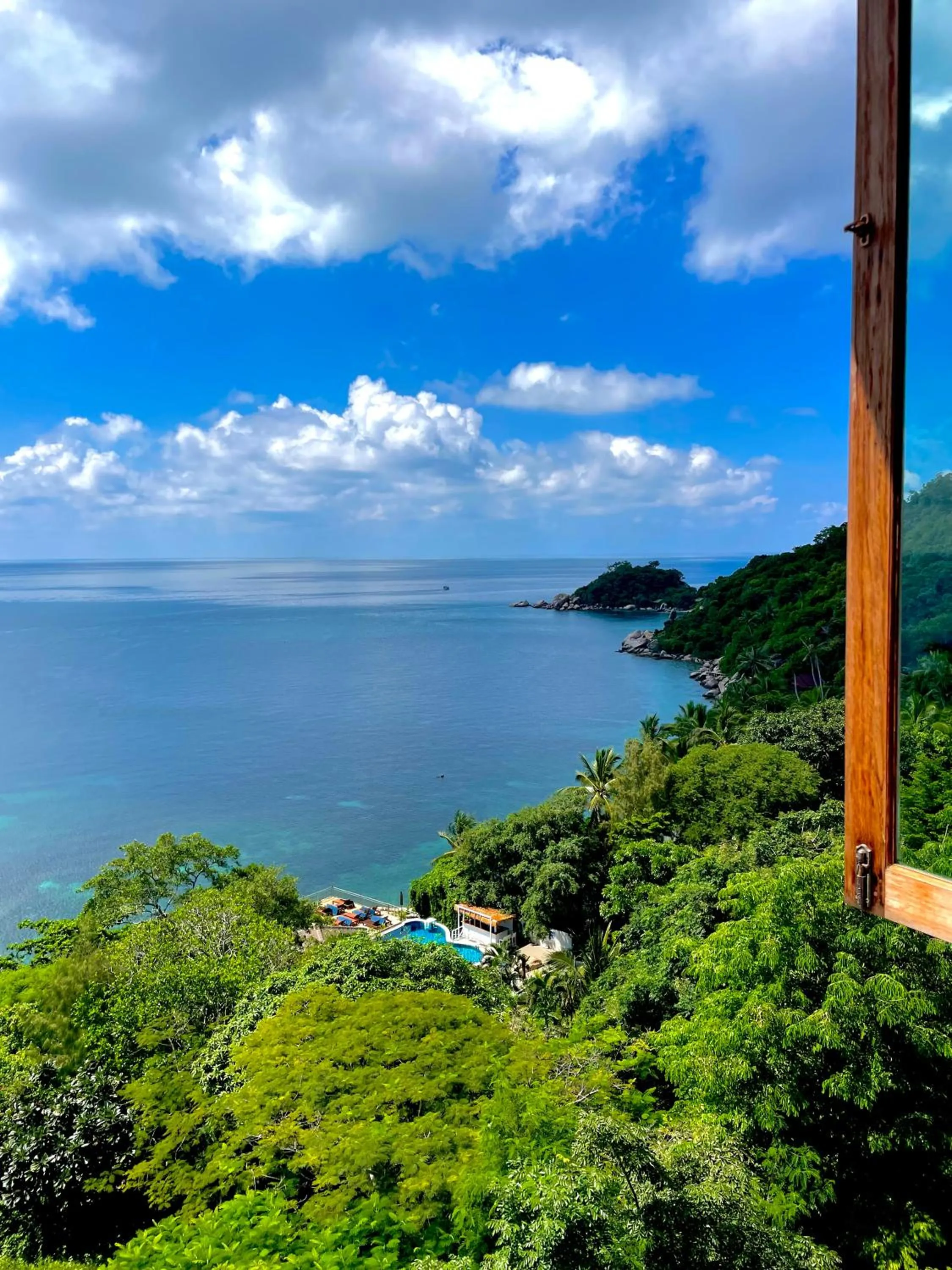 Restaurant/places to eat in Pinnacle Koh Tao Resort