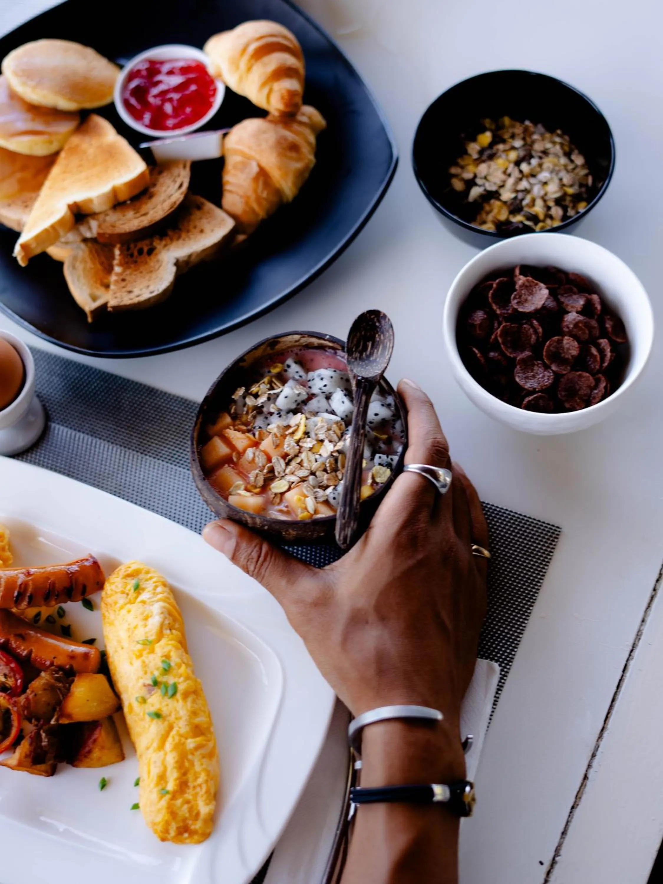 Breakfast in Pinnacle Koh Tao Resort