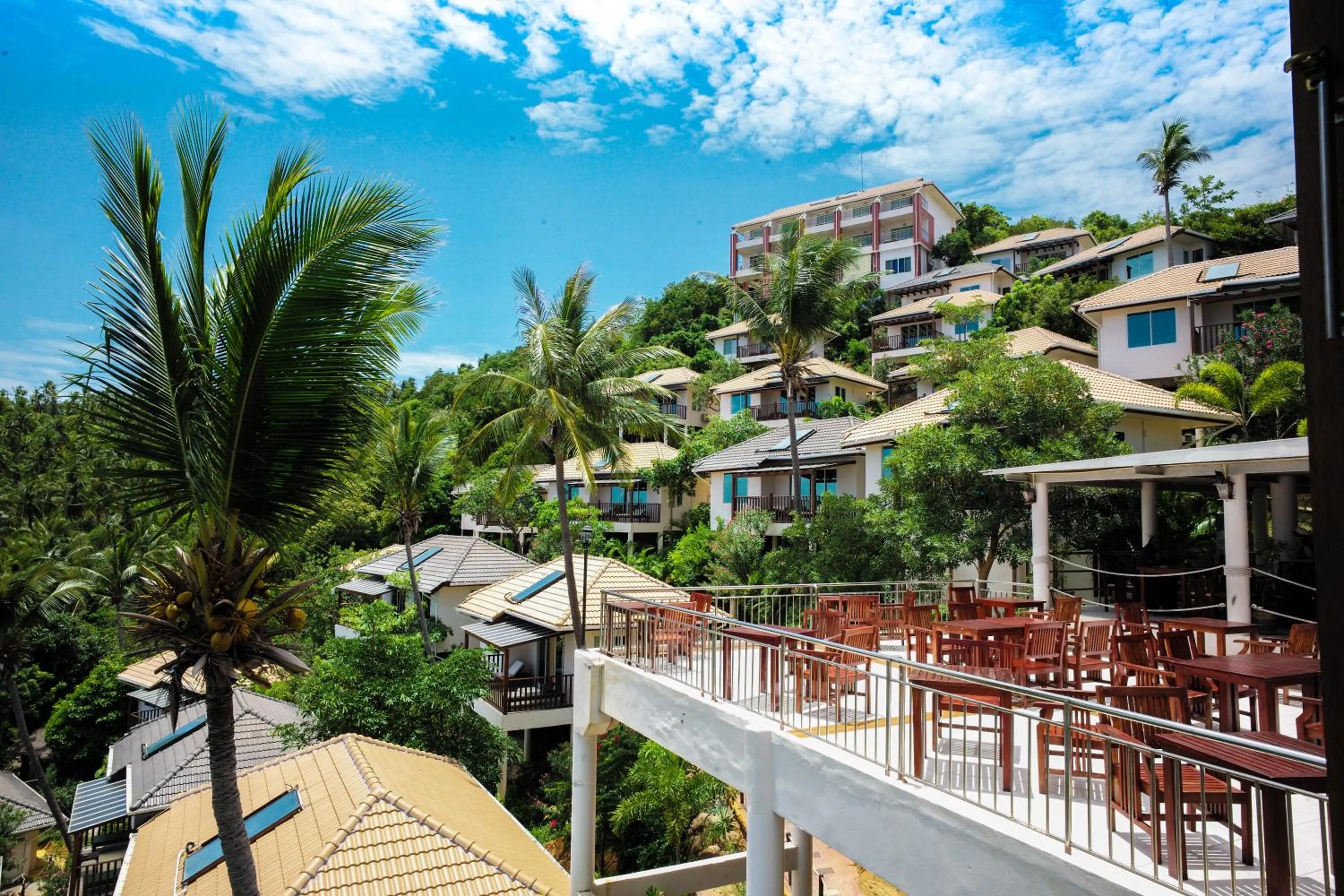 Property building in Pinnacle Koh Tao Resort