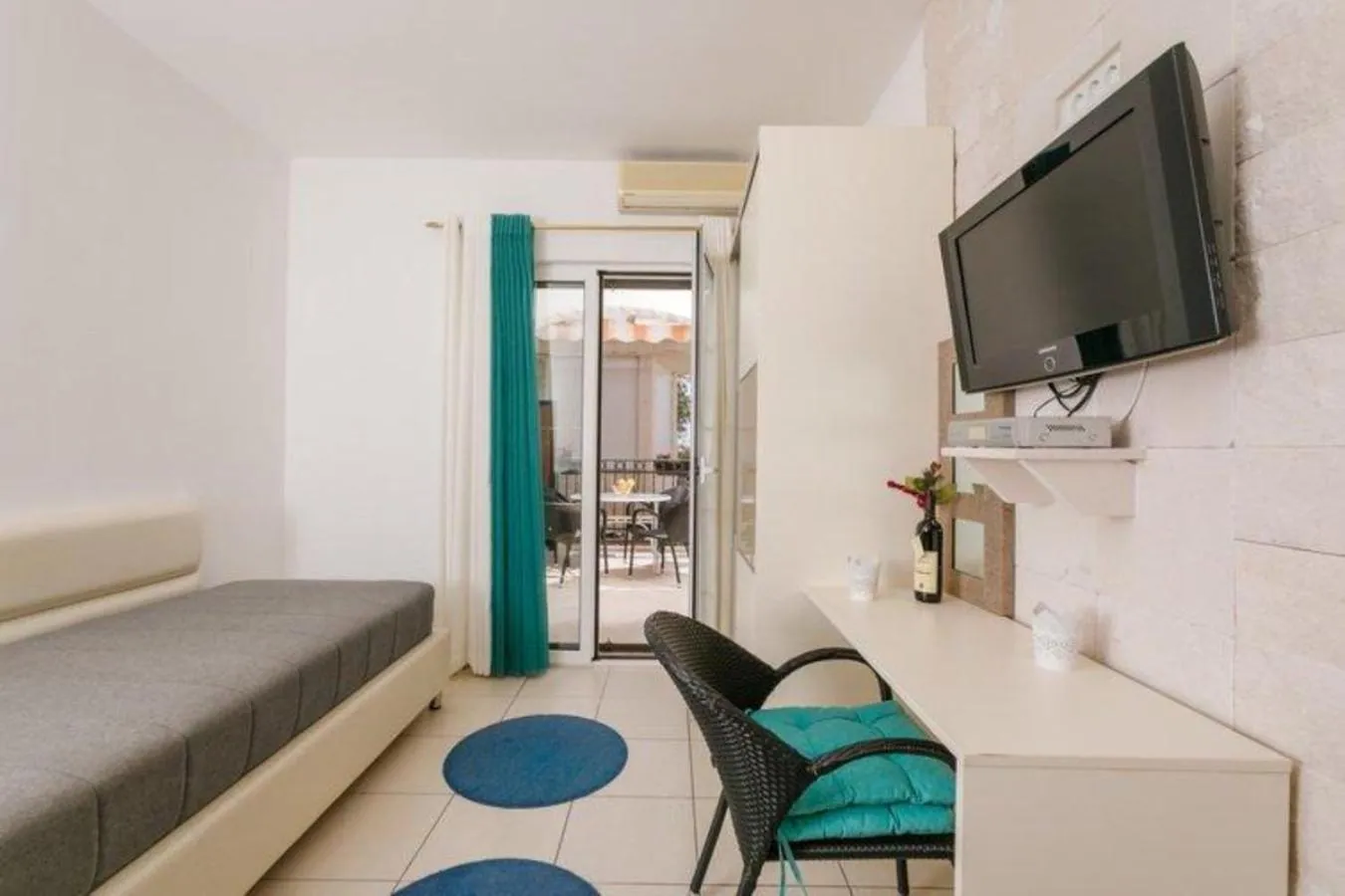 Seating area in Monte Perla Residence