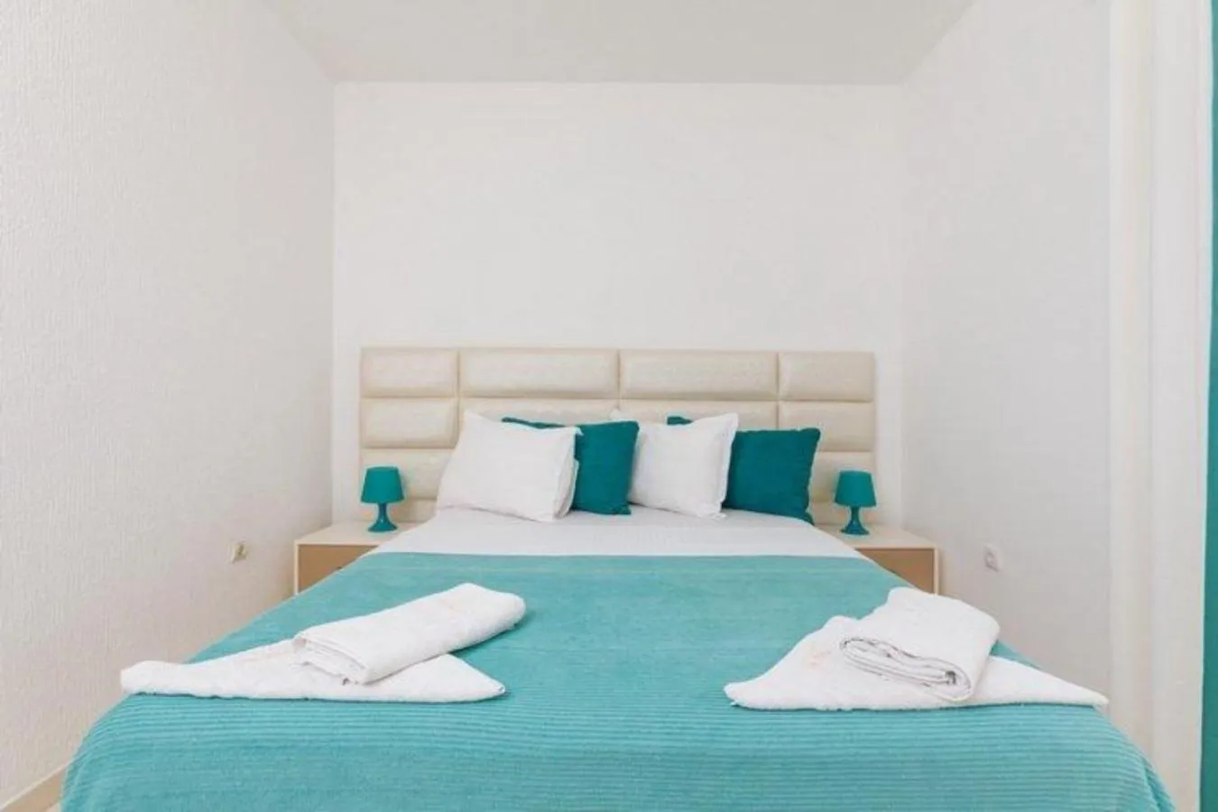 Bedroom, Bed in Monte Perla Residence